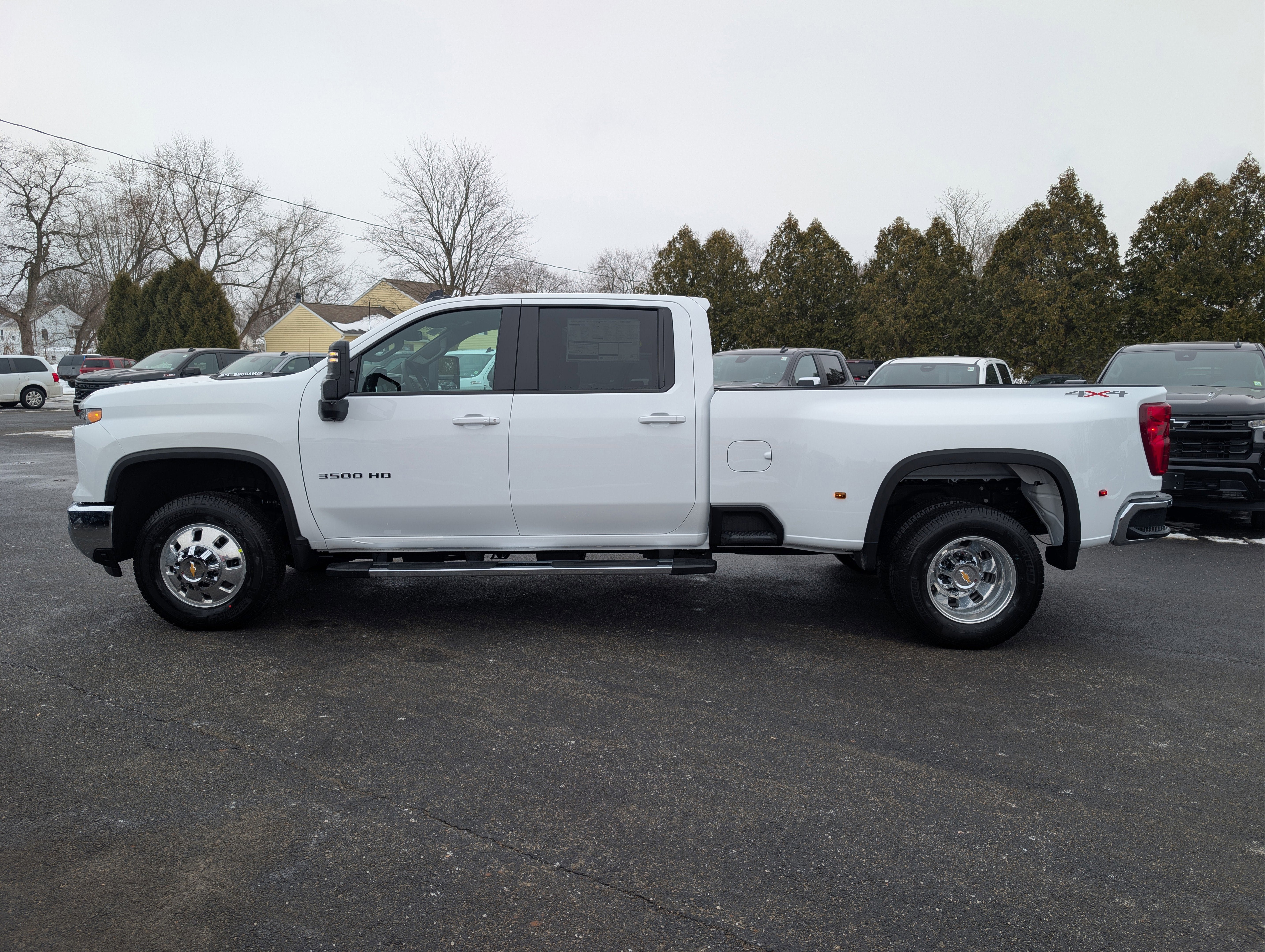 2026 Chevrolet Silverado 3500 HD LT DRW