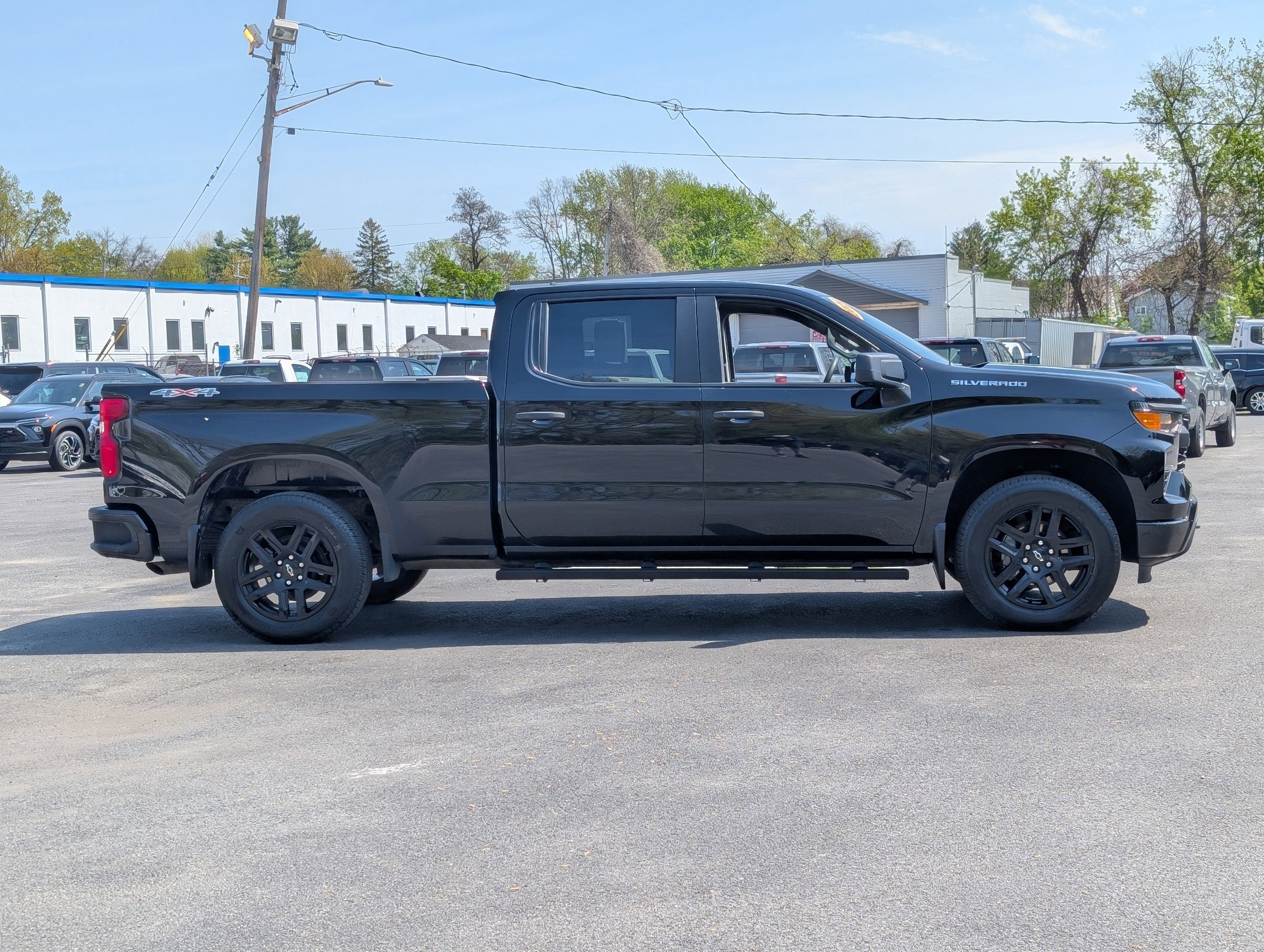 2024 Chevrolet Silverado 1500 Custom