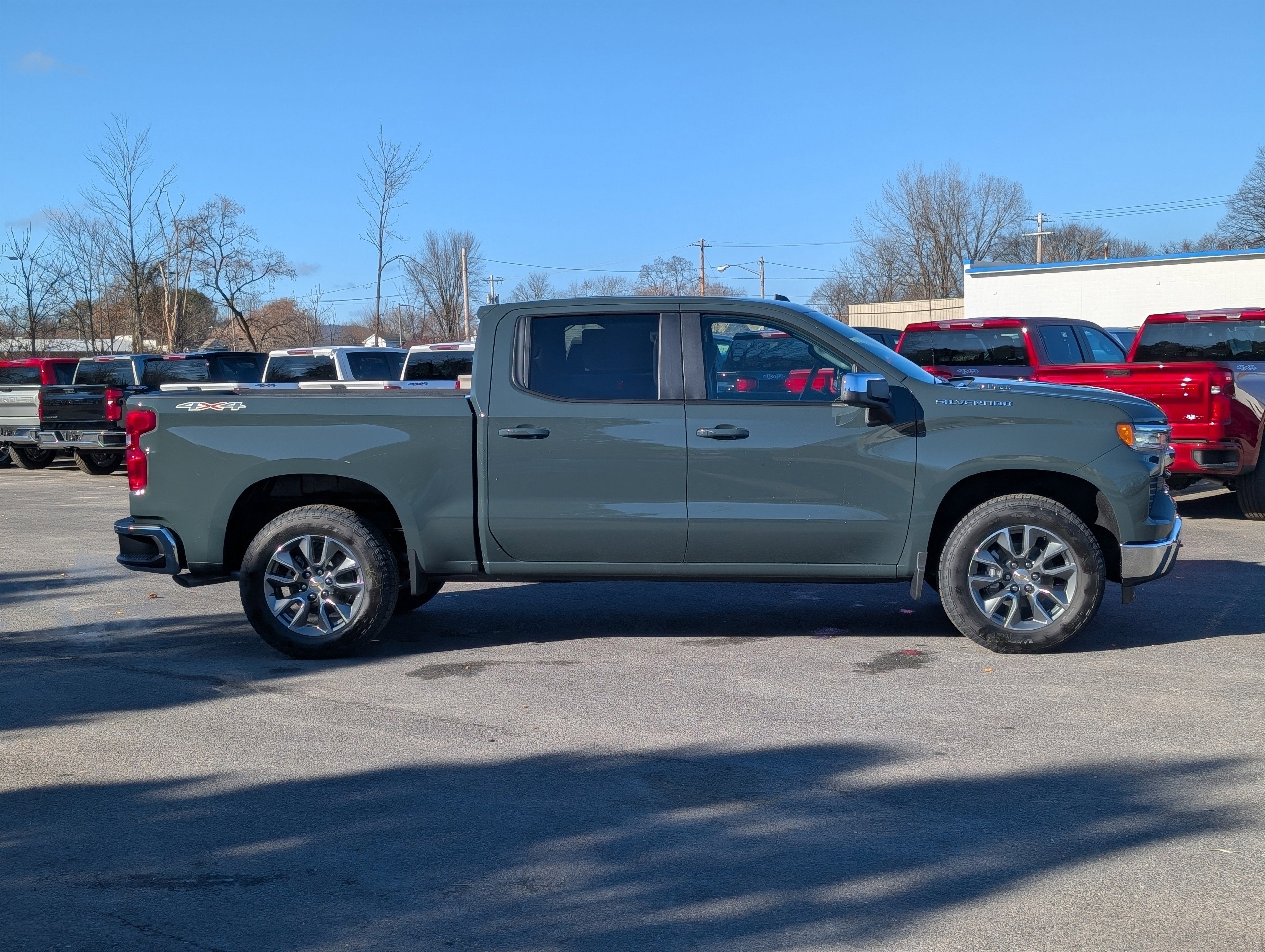 2026 Chevrolet Silverado 1500 LT (2FL)