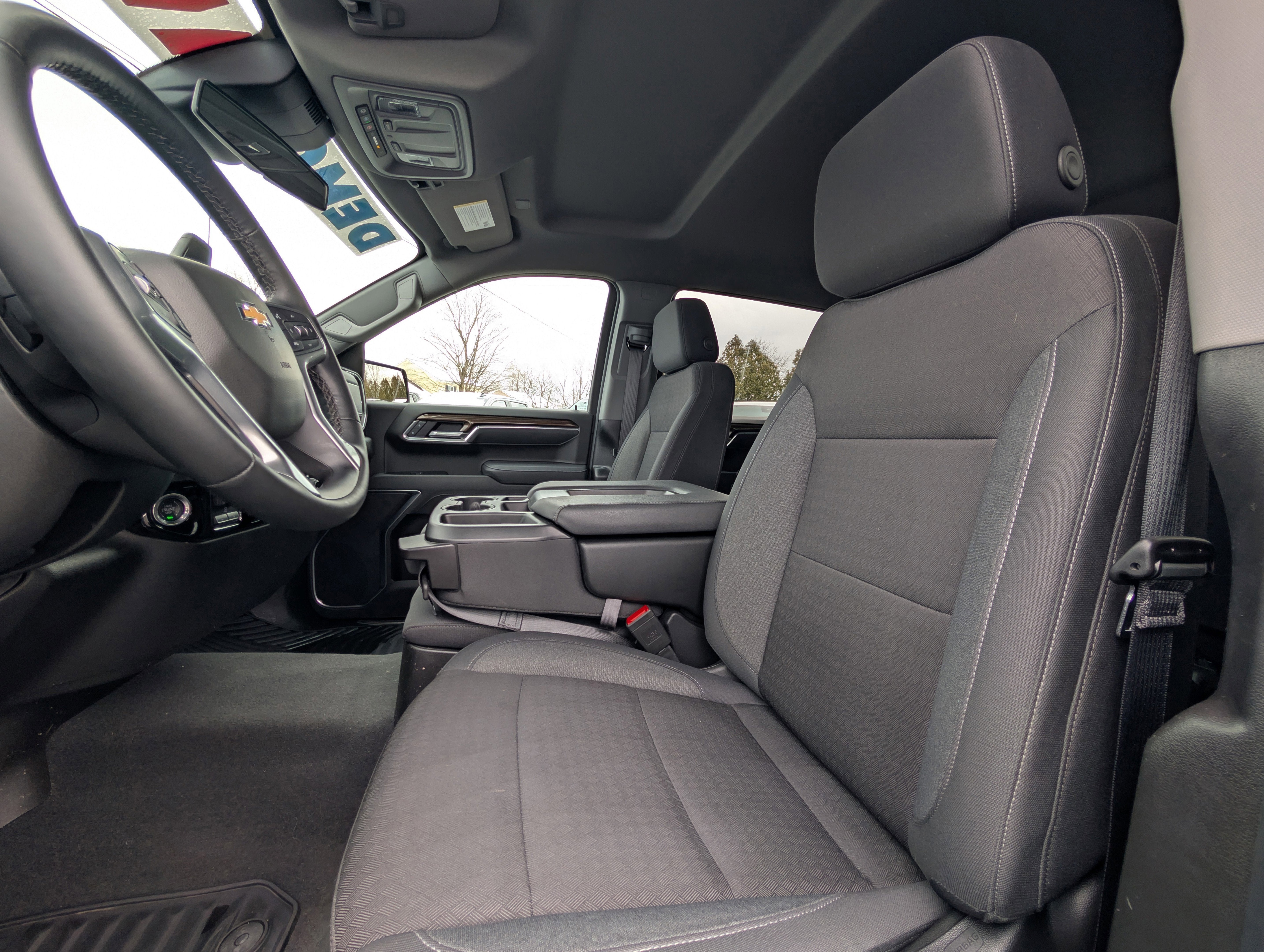 2025 Chevrolet Silverado 1500 LT (2FL)