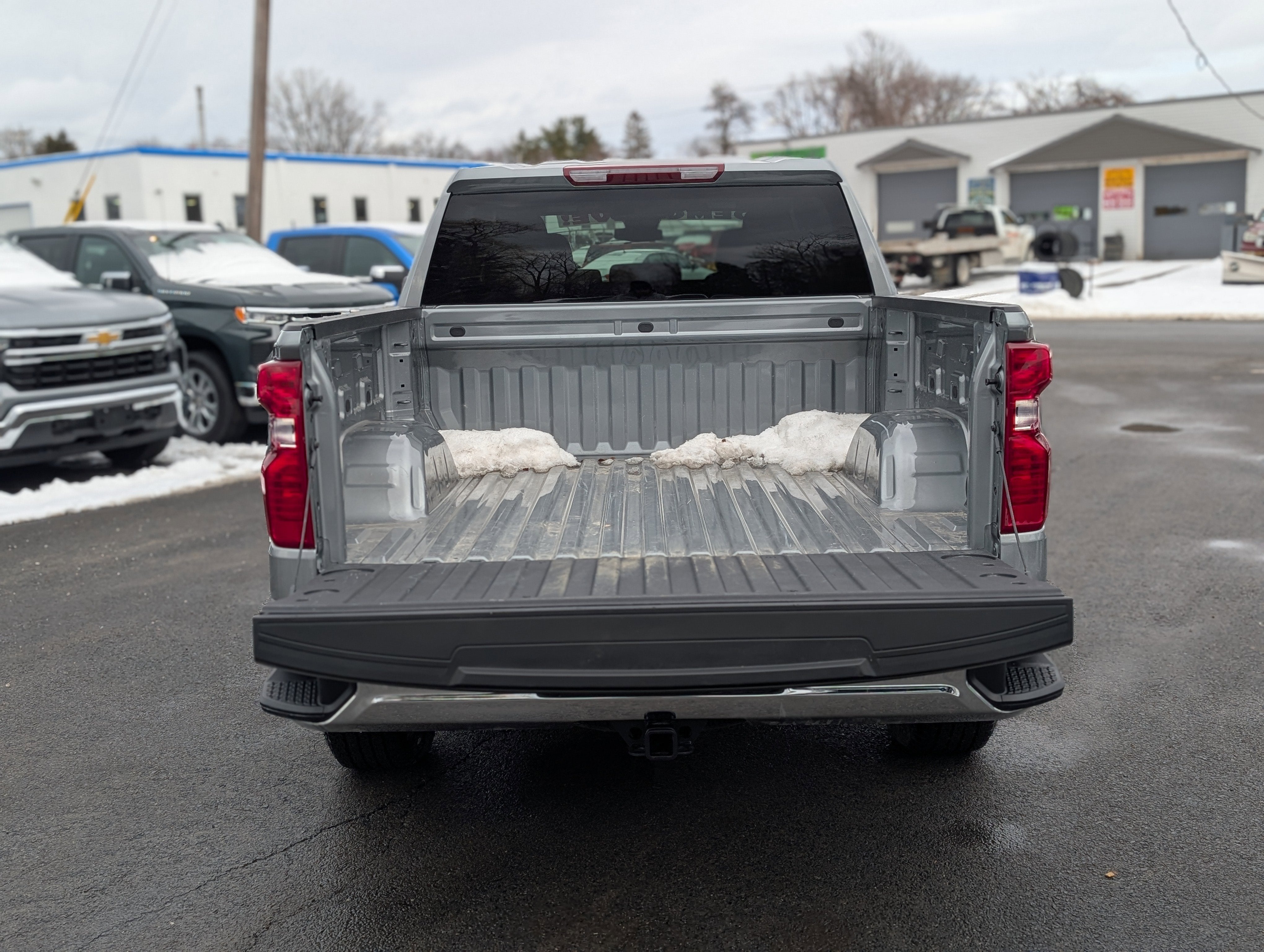 2025 Chevrolet Silverado 1500 LT (2FL)
