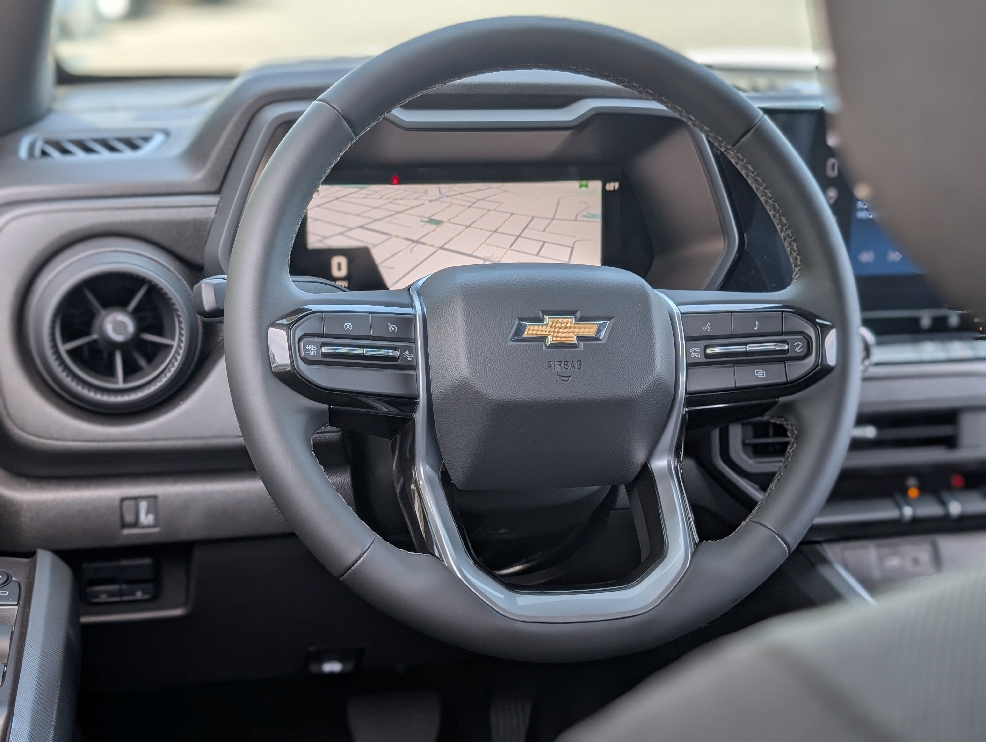 2025 Chevrolet Colorado WT/LT