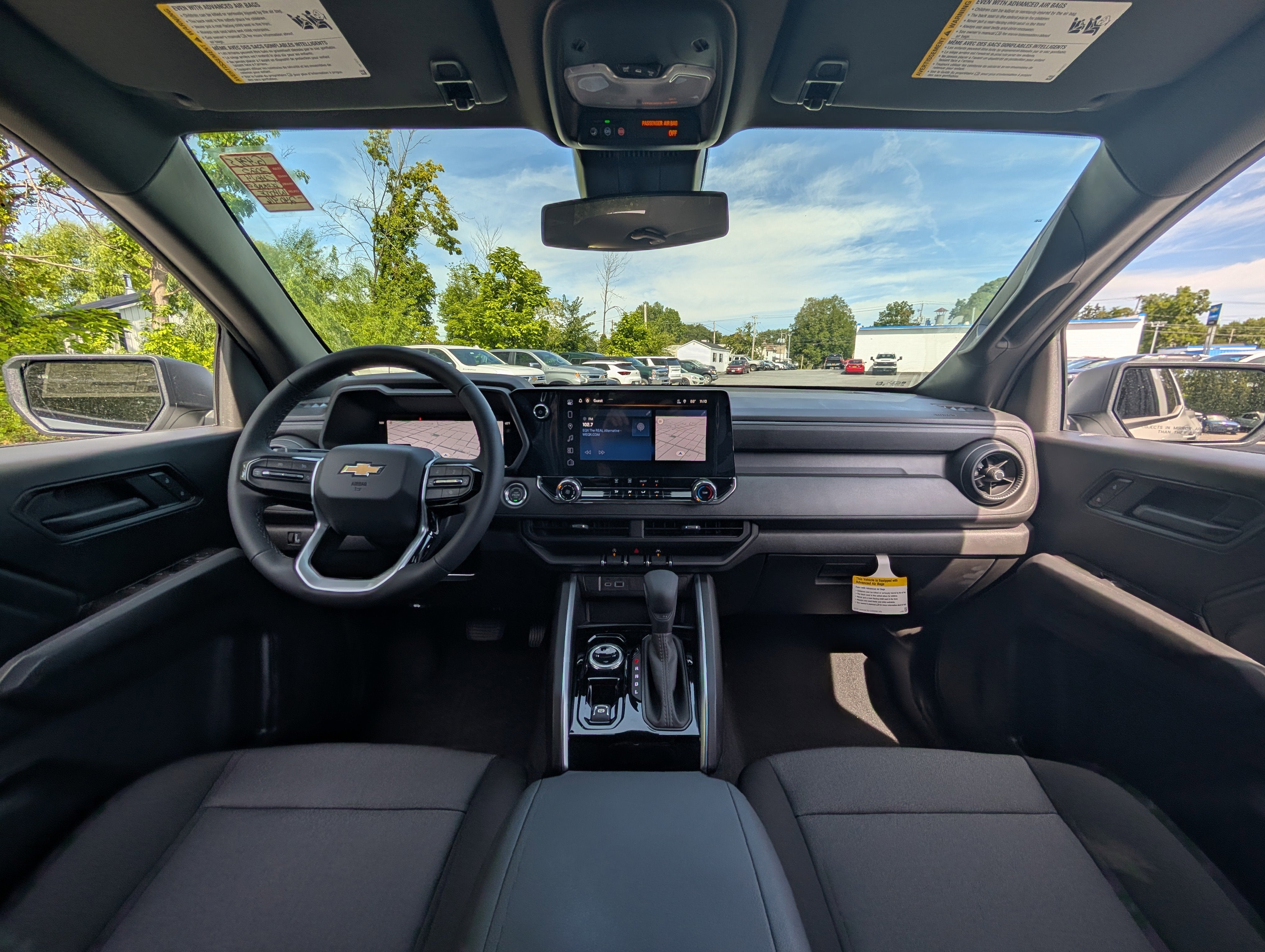 2025 Chevrolet Colorado WT/LT