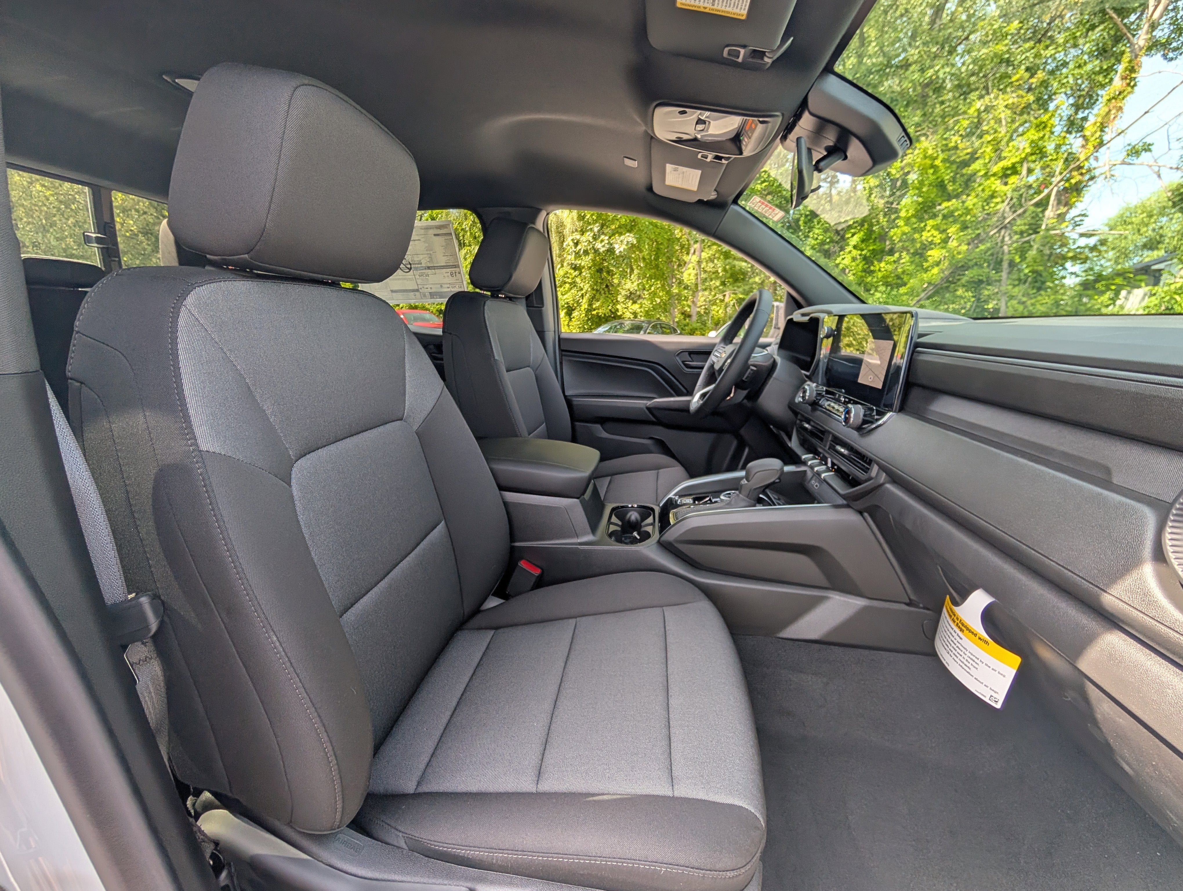 2025 Chevrolet Colorado WT/LT