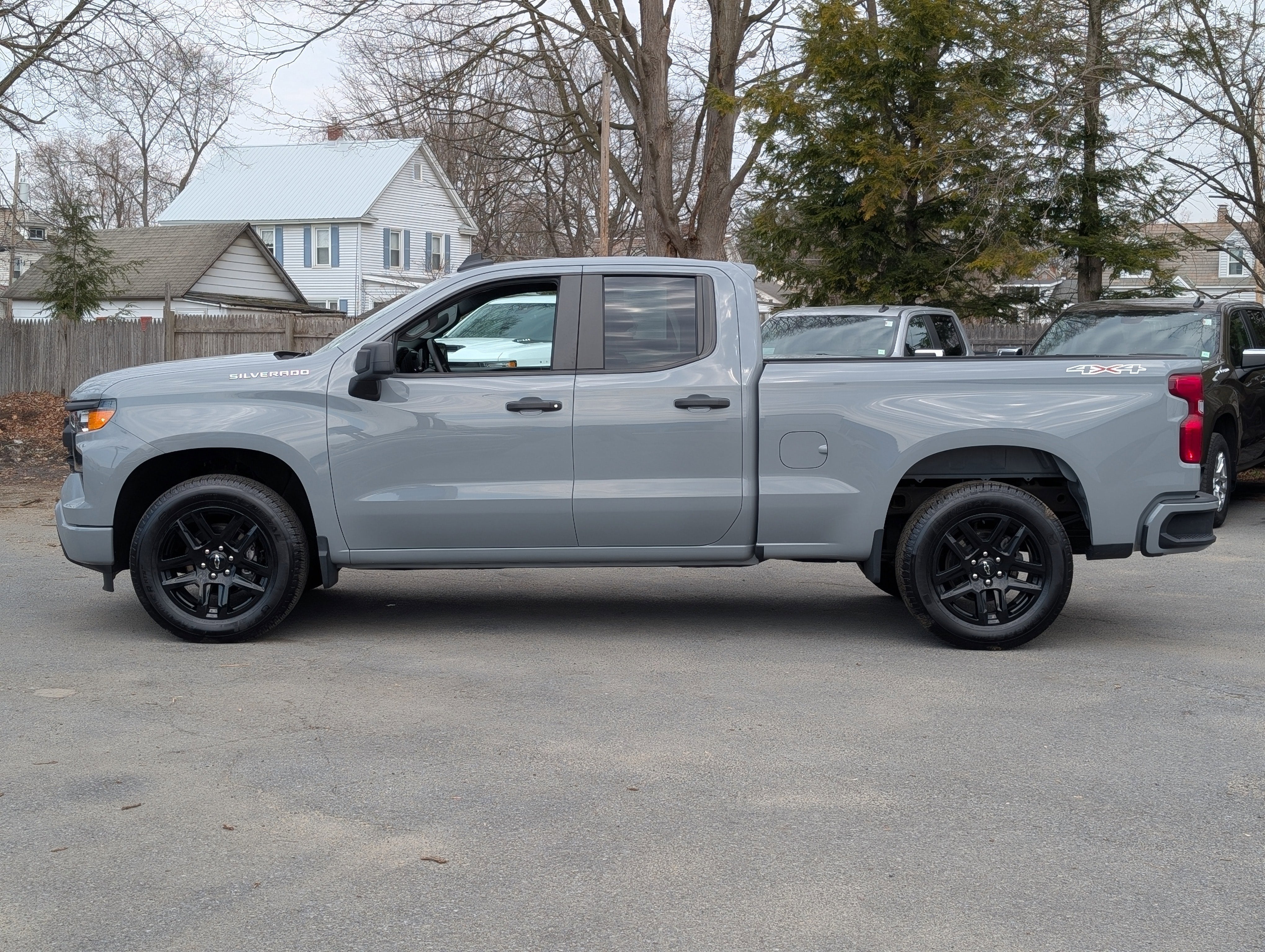 2024 Chevrolet Silverado 1500 Custom