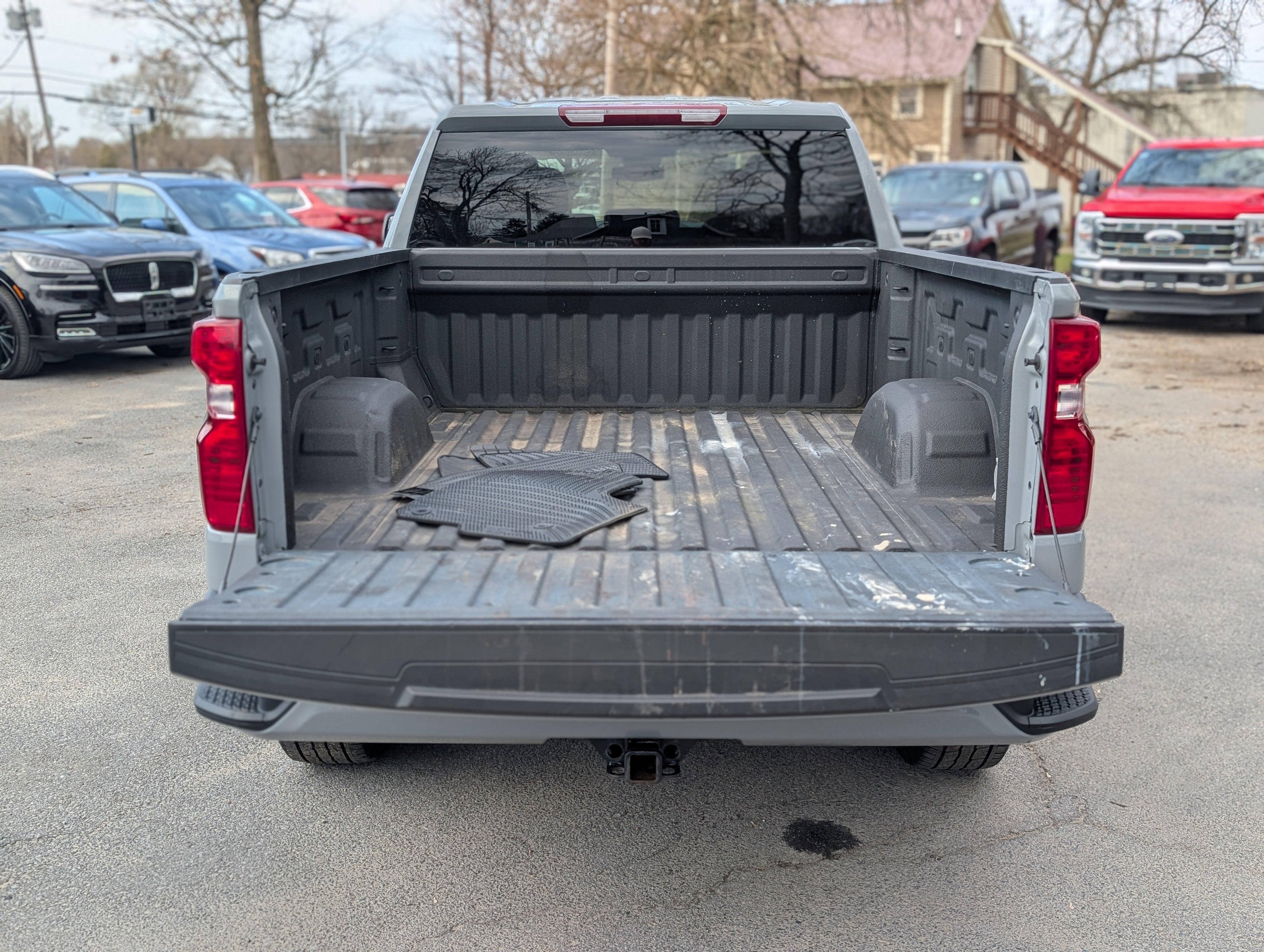 2024 Chevrolet Silverado 1500 Custom