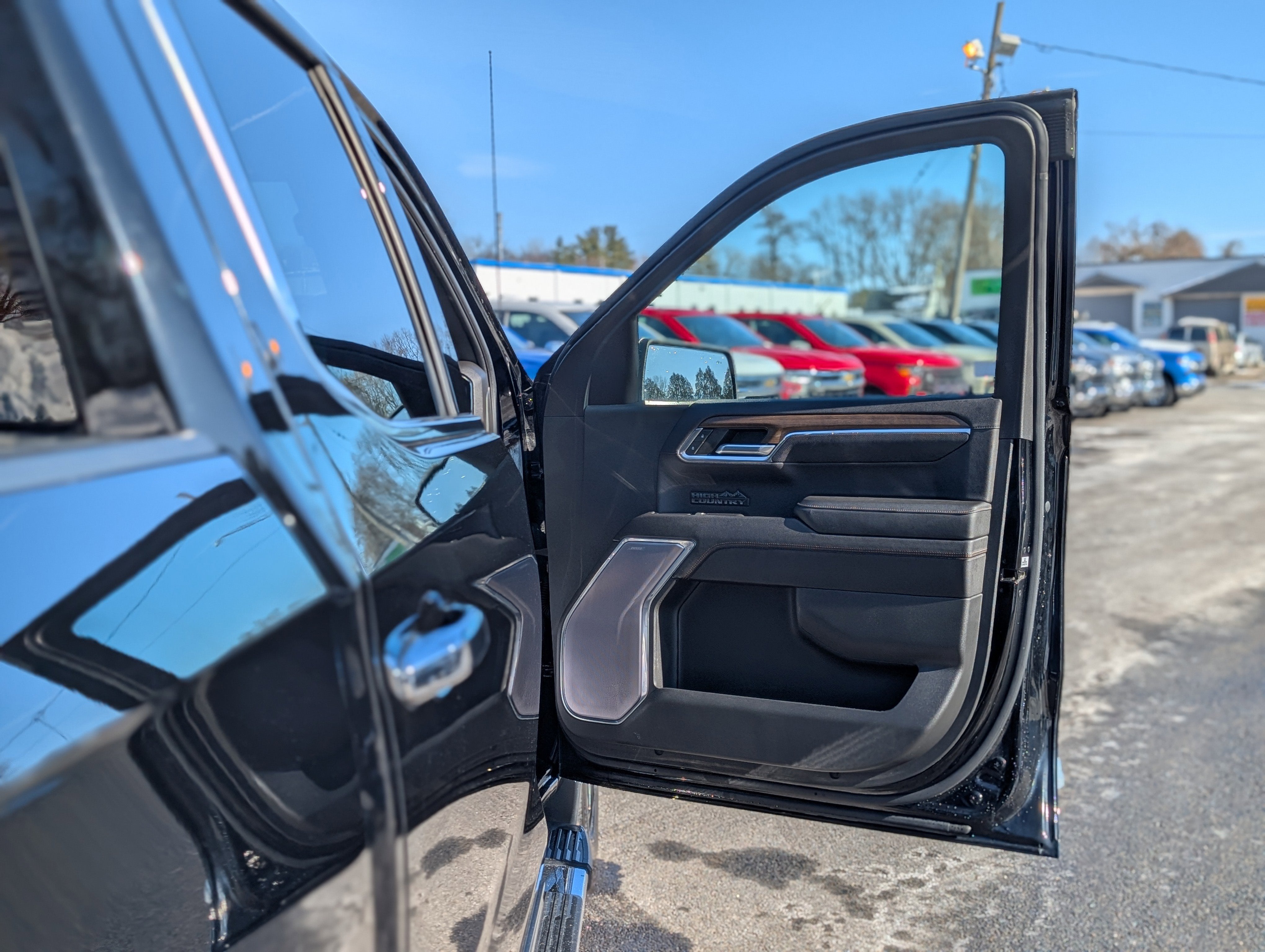 2023 Chevrolet Silverado 1500 High Country