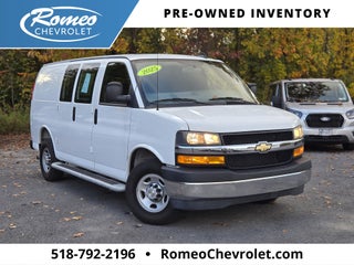 2025 Chevrolet Express Cargo WT