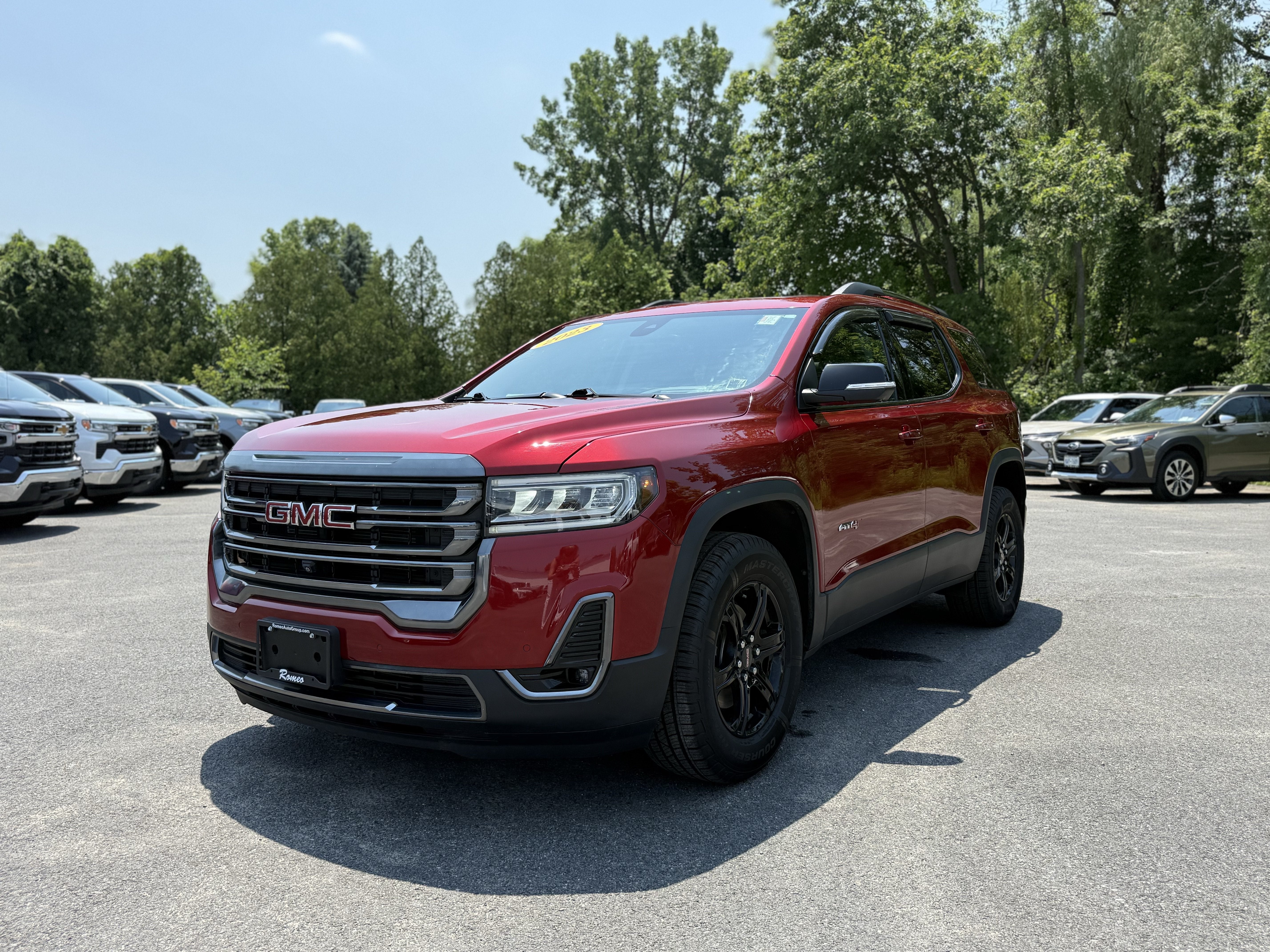 2023 GMC Acadia AT4