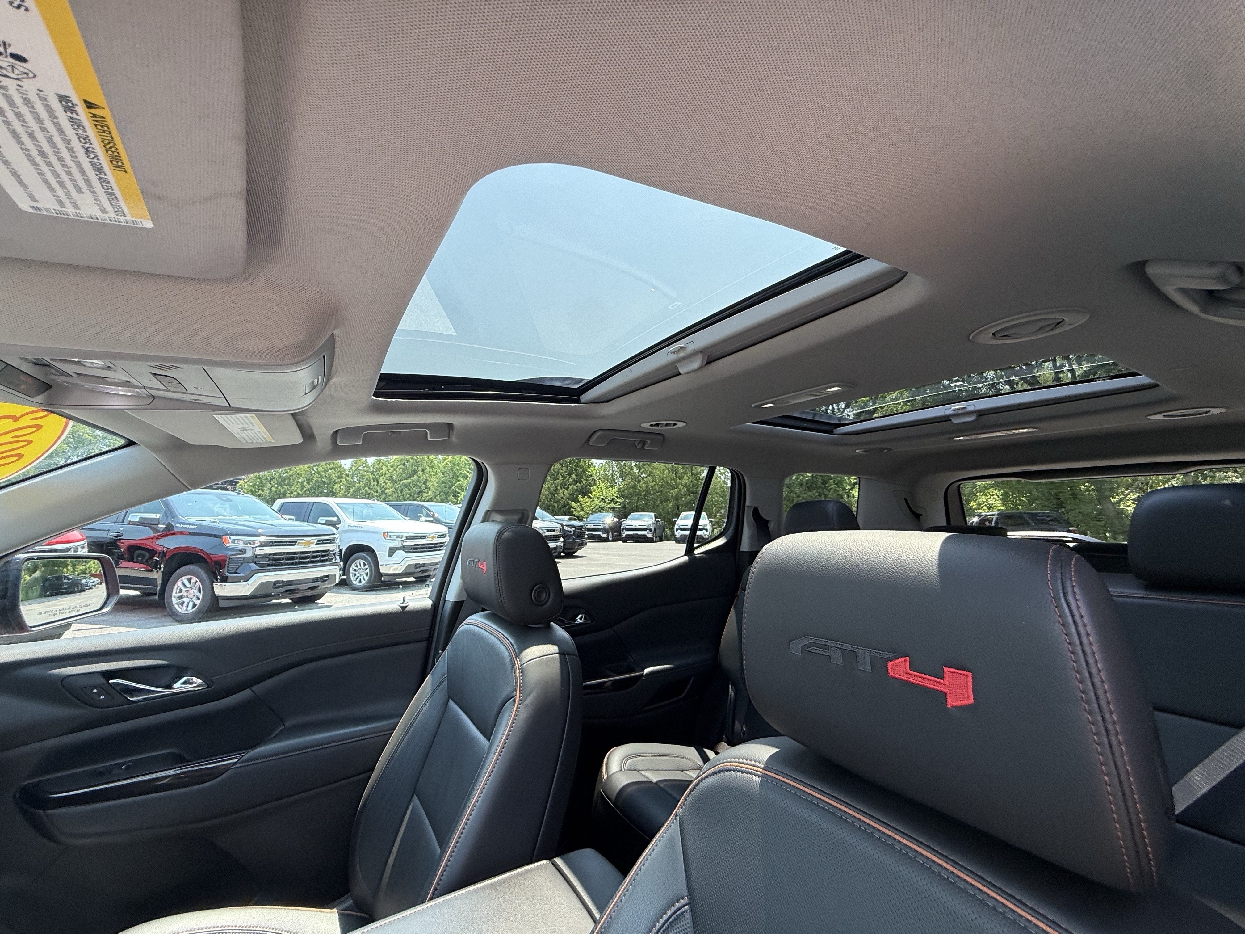 2023 GMC Acadia AT4