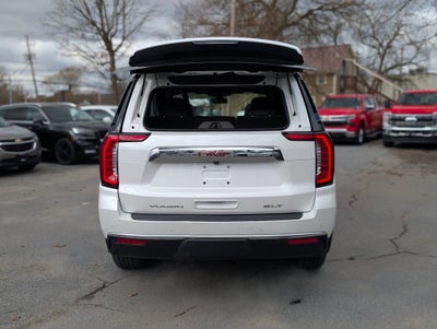 2022 GMC Yukon SLT