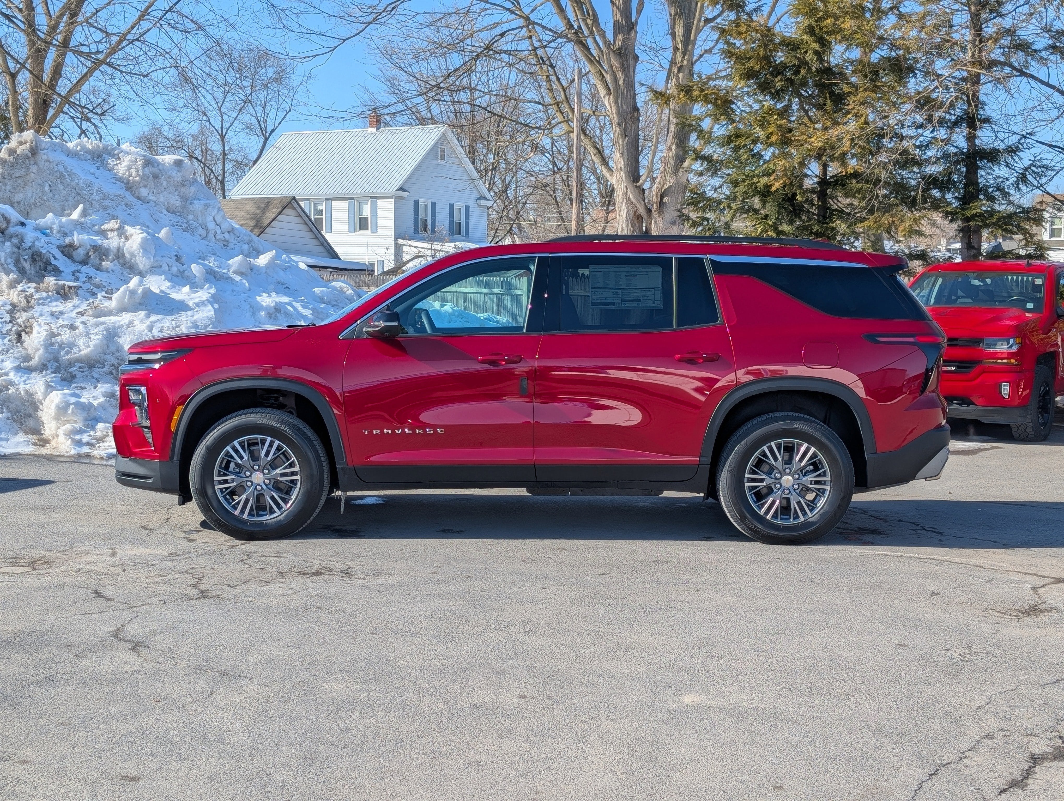 2026 Chevrolet Traverse LT