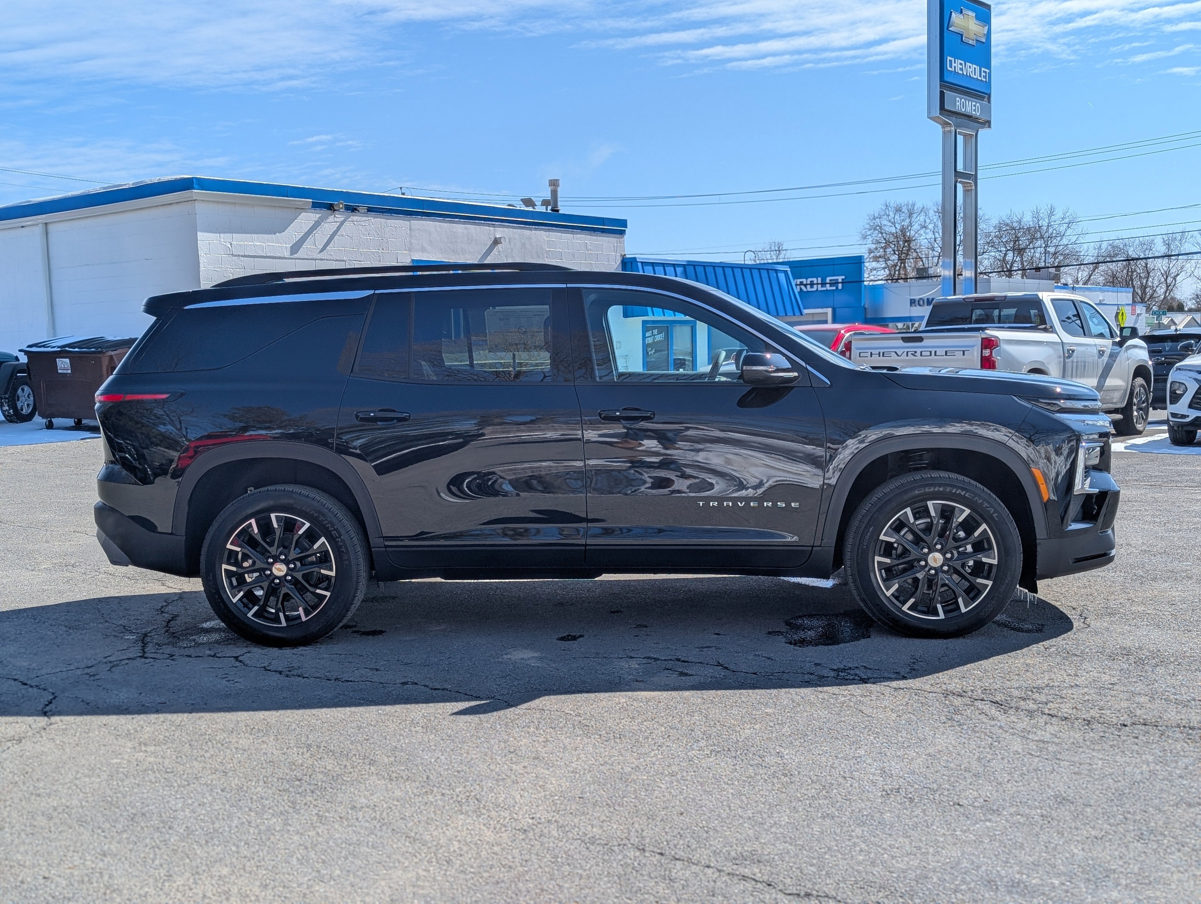 2026 Chevrolet Traverse LT