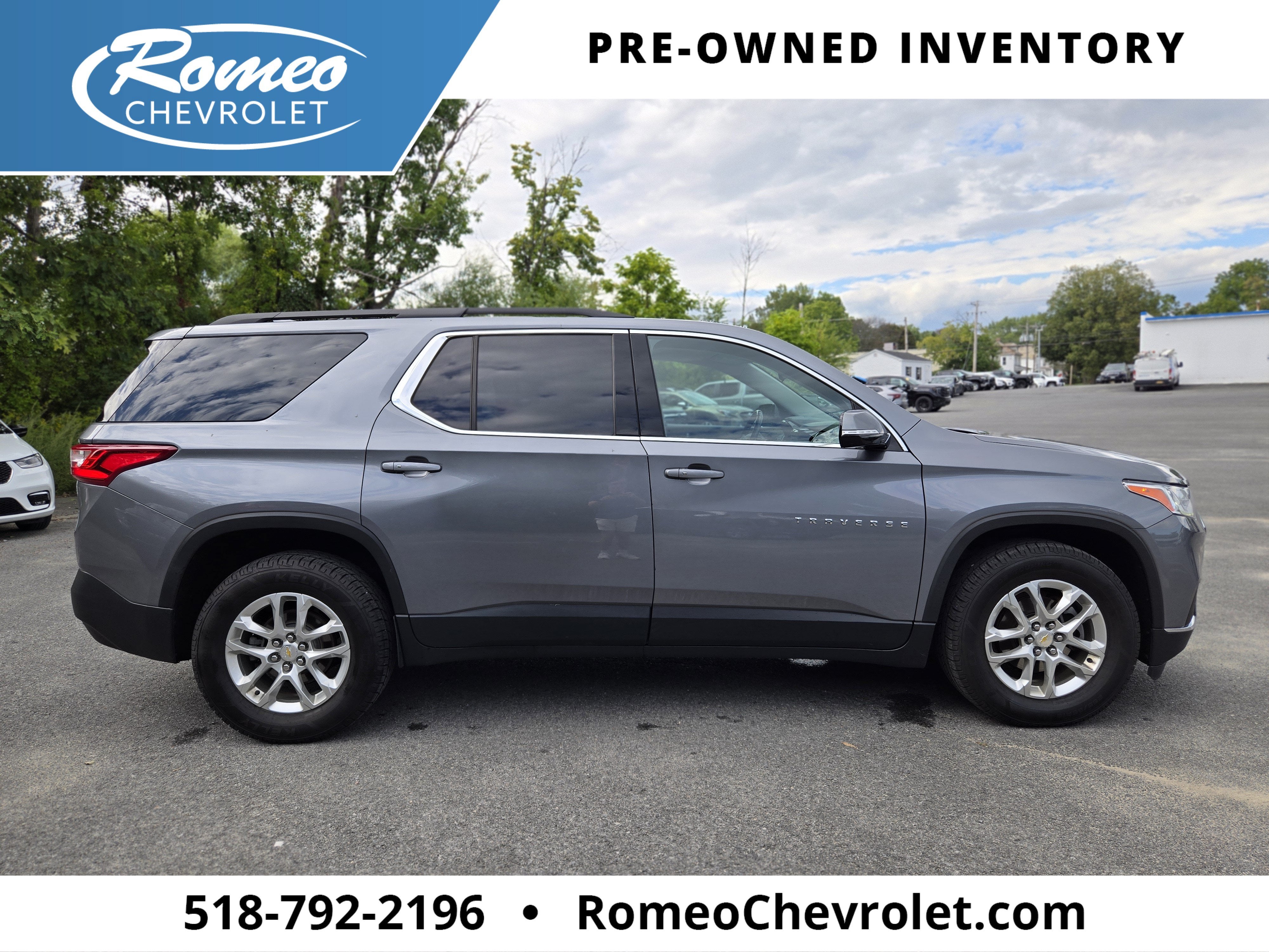 2020 Chevrolet Traverse LT Cloth