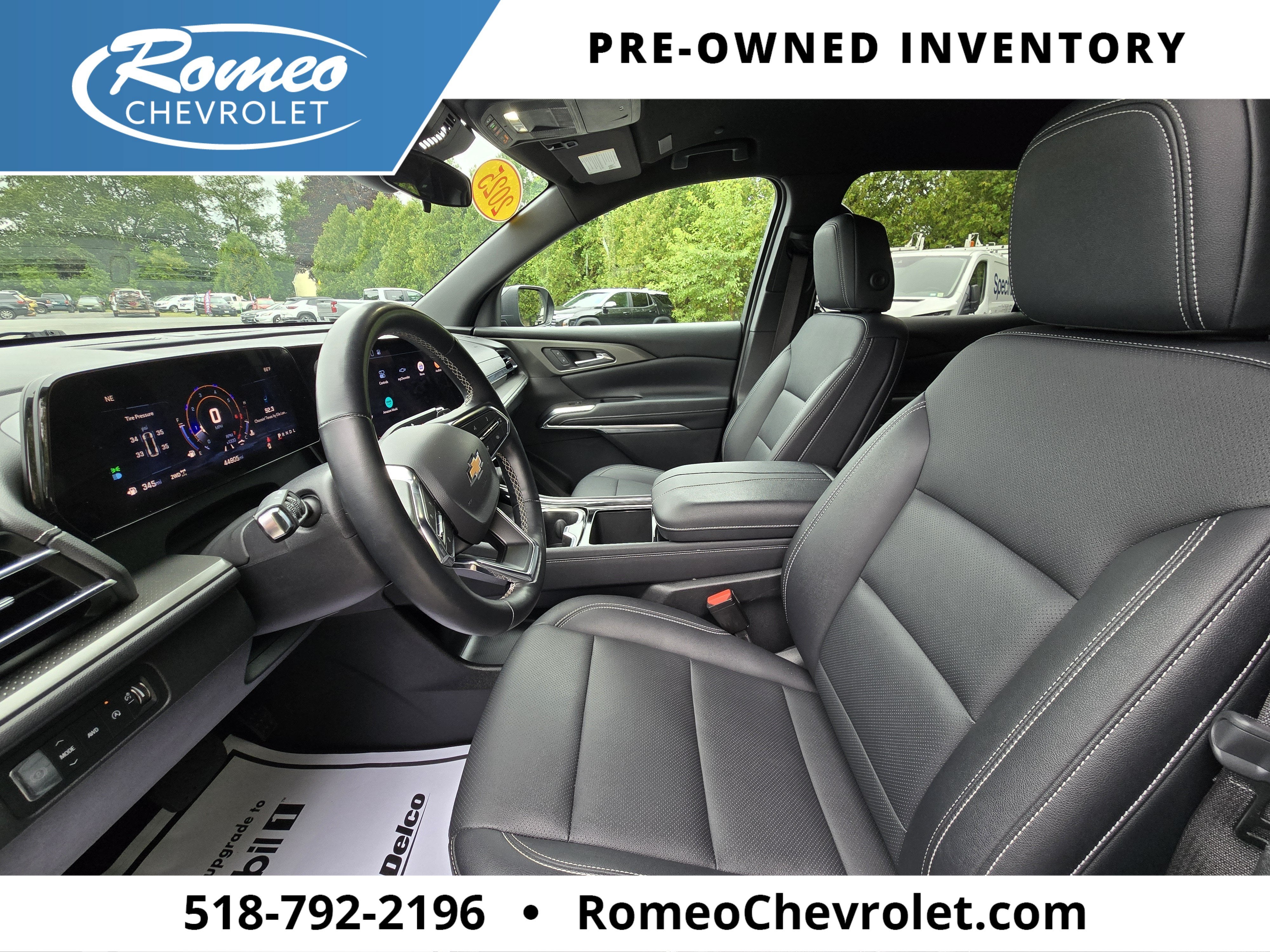 2025 Chevrolet Traverse LT