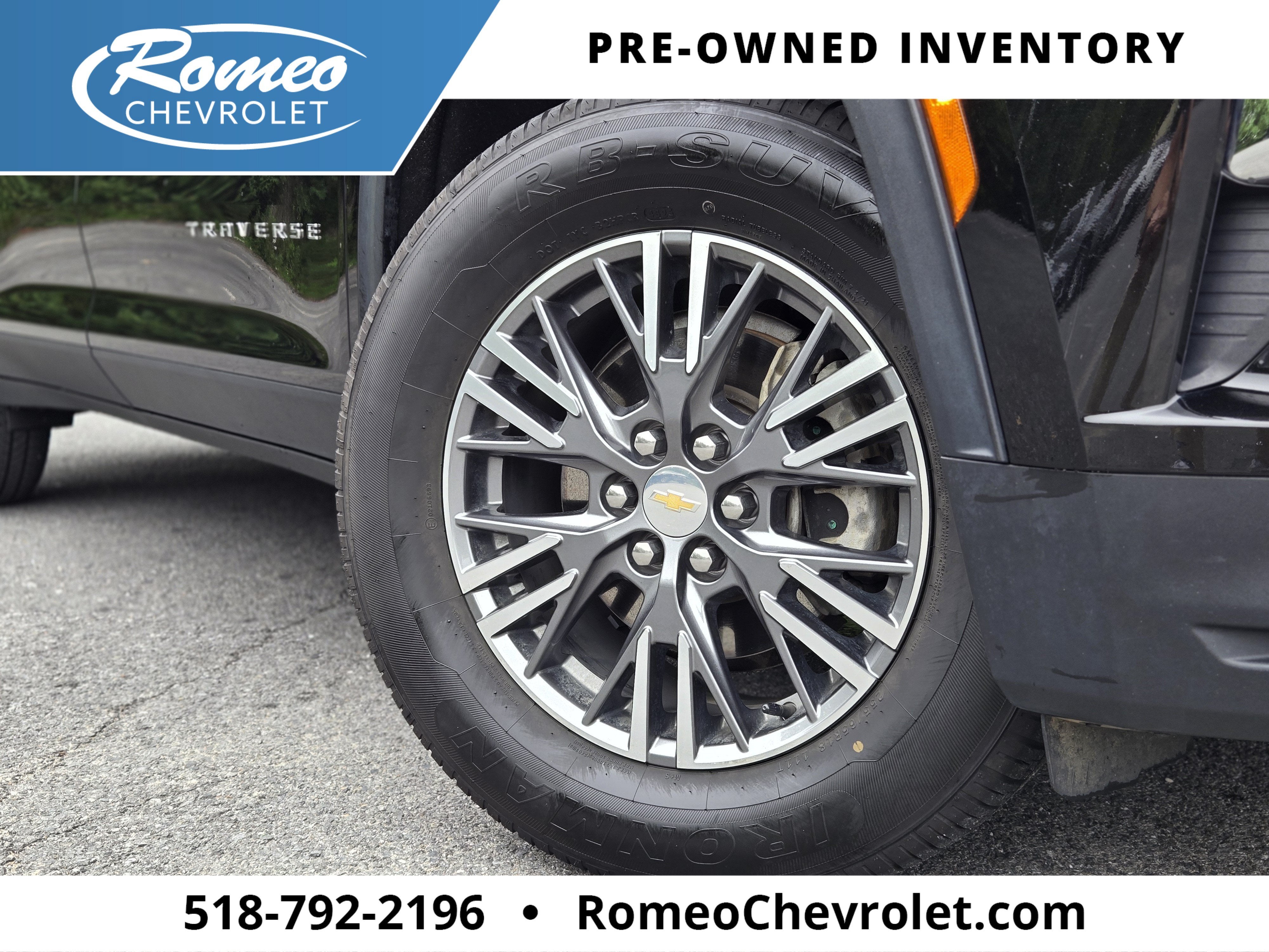 2025 Chevrolet Traverse LT