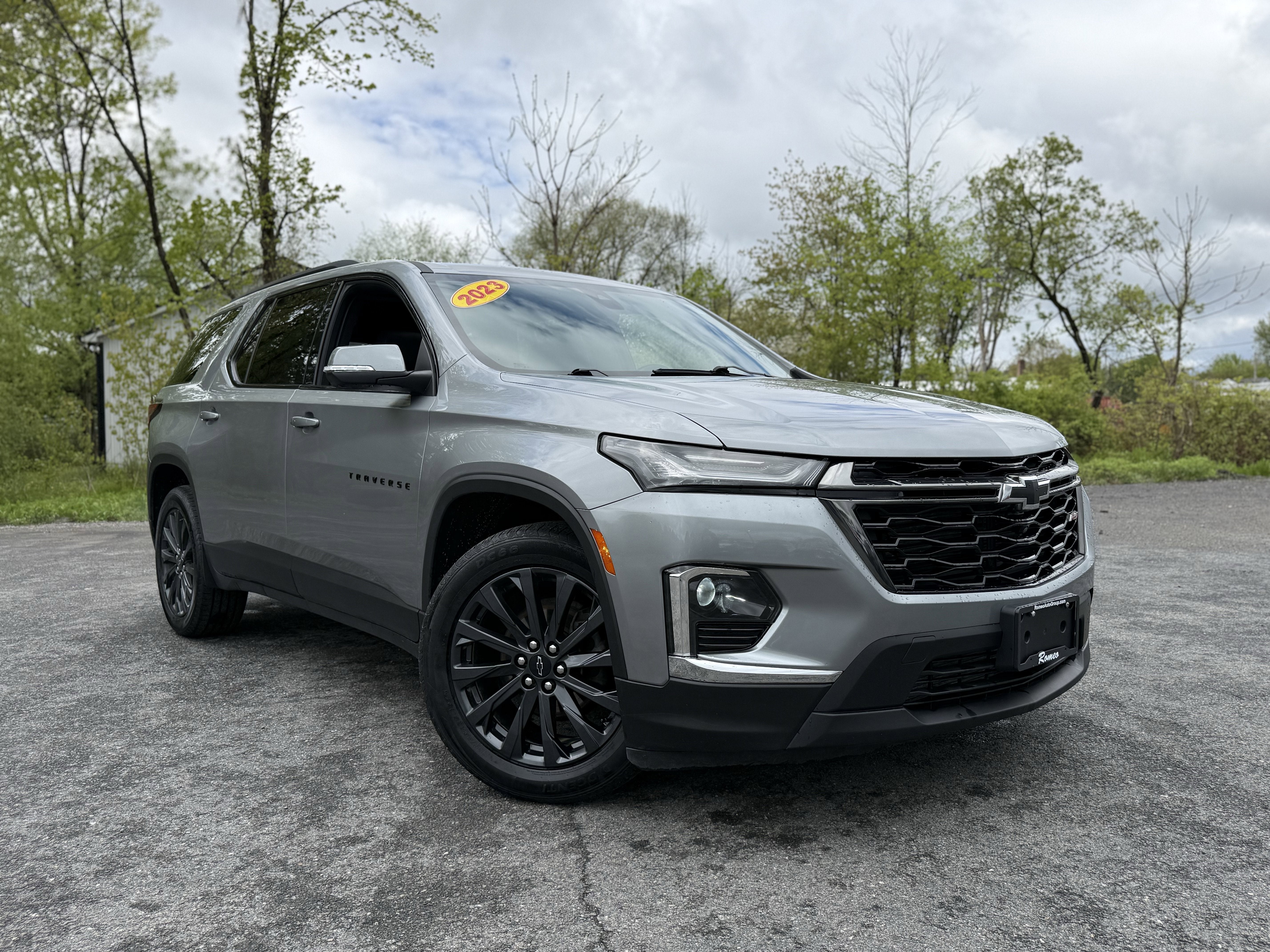2023 Chevrolet Traverse RS