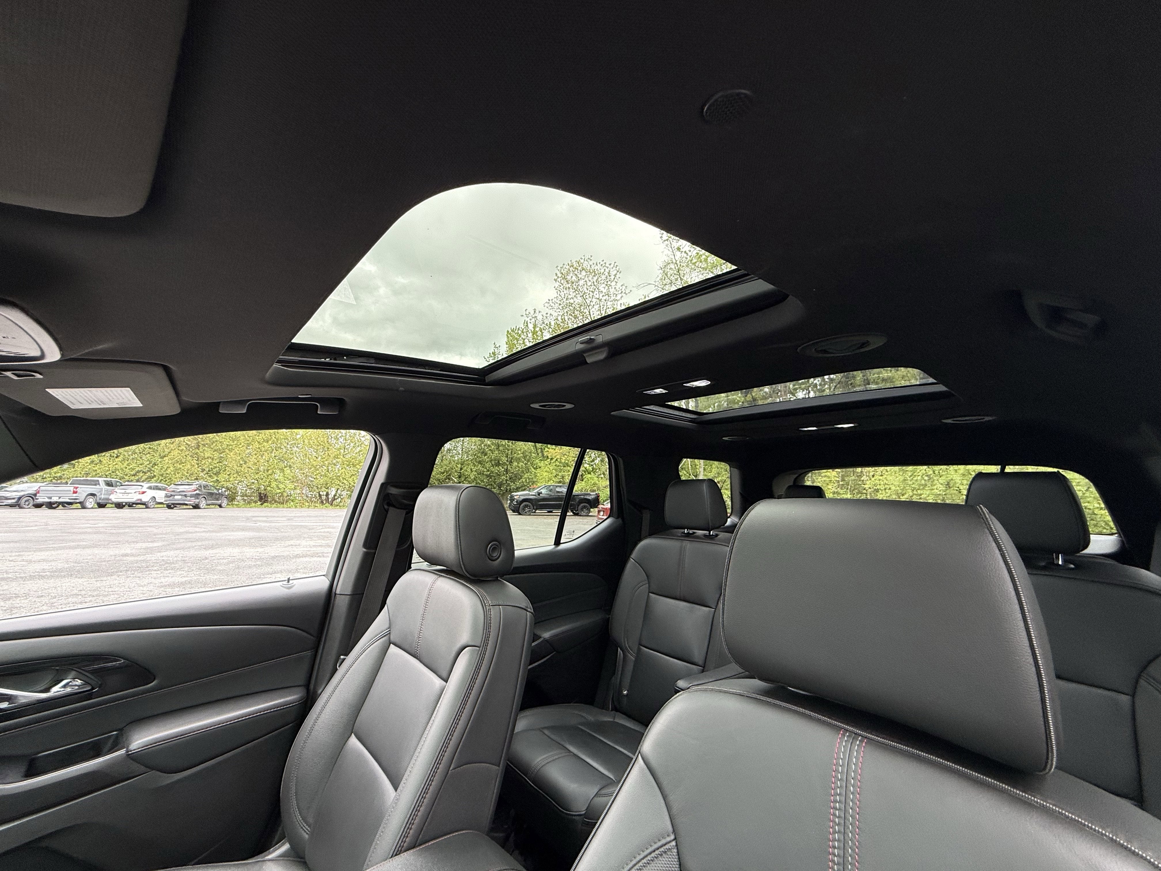 2023 Chevrolet Traverse RS