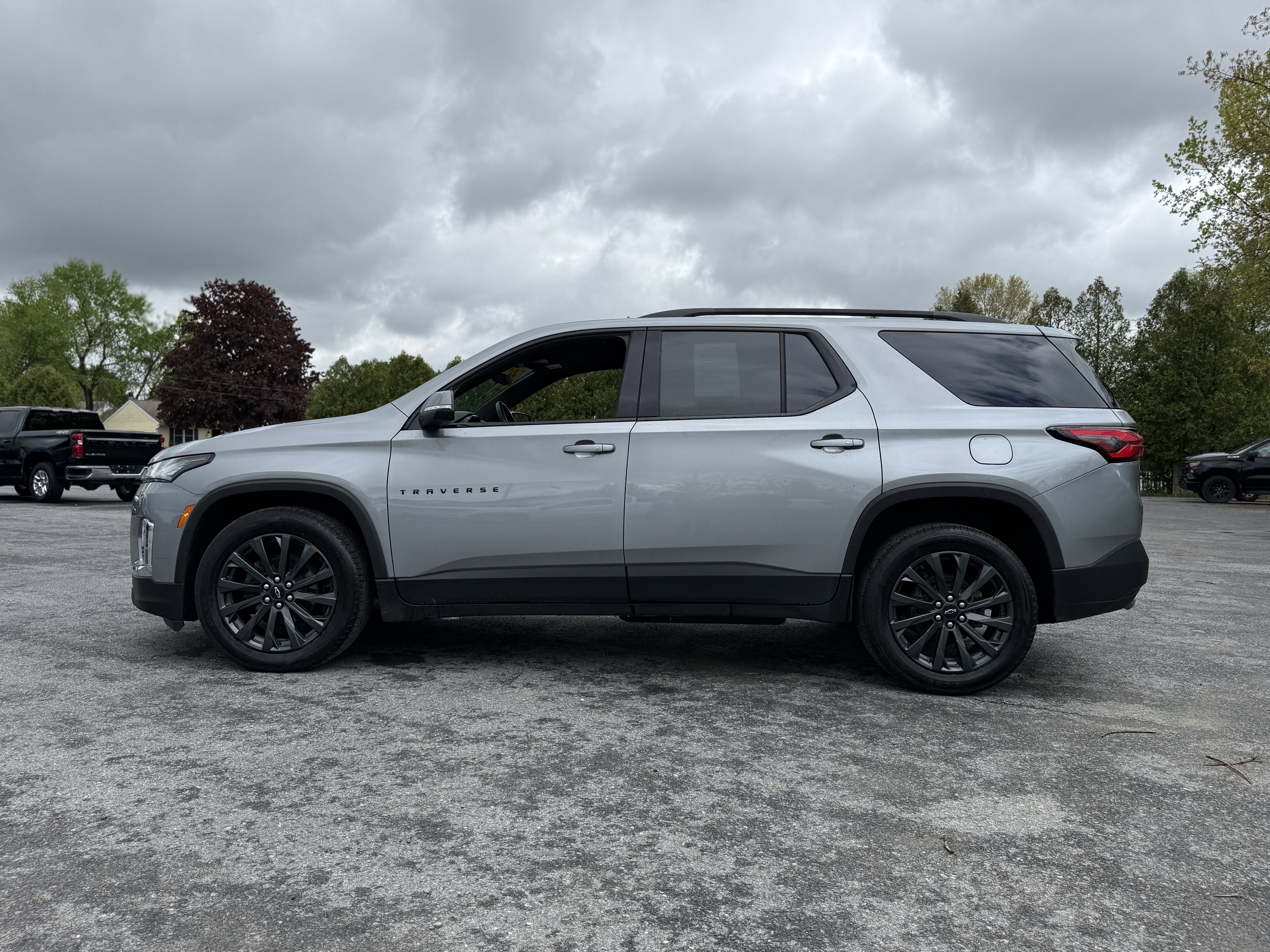 2023 Chevrolet Traverse RS