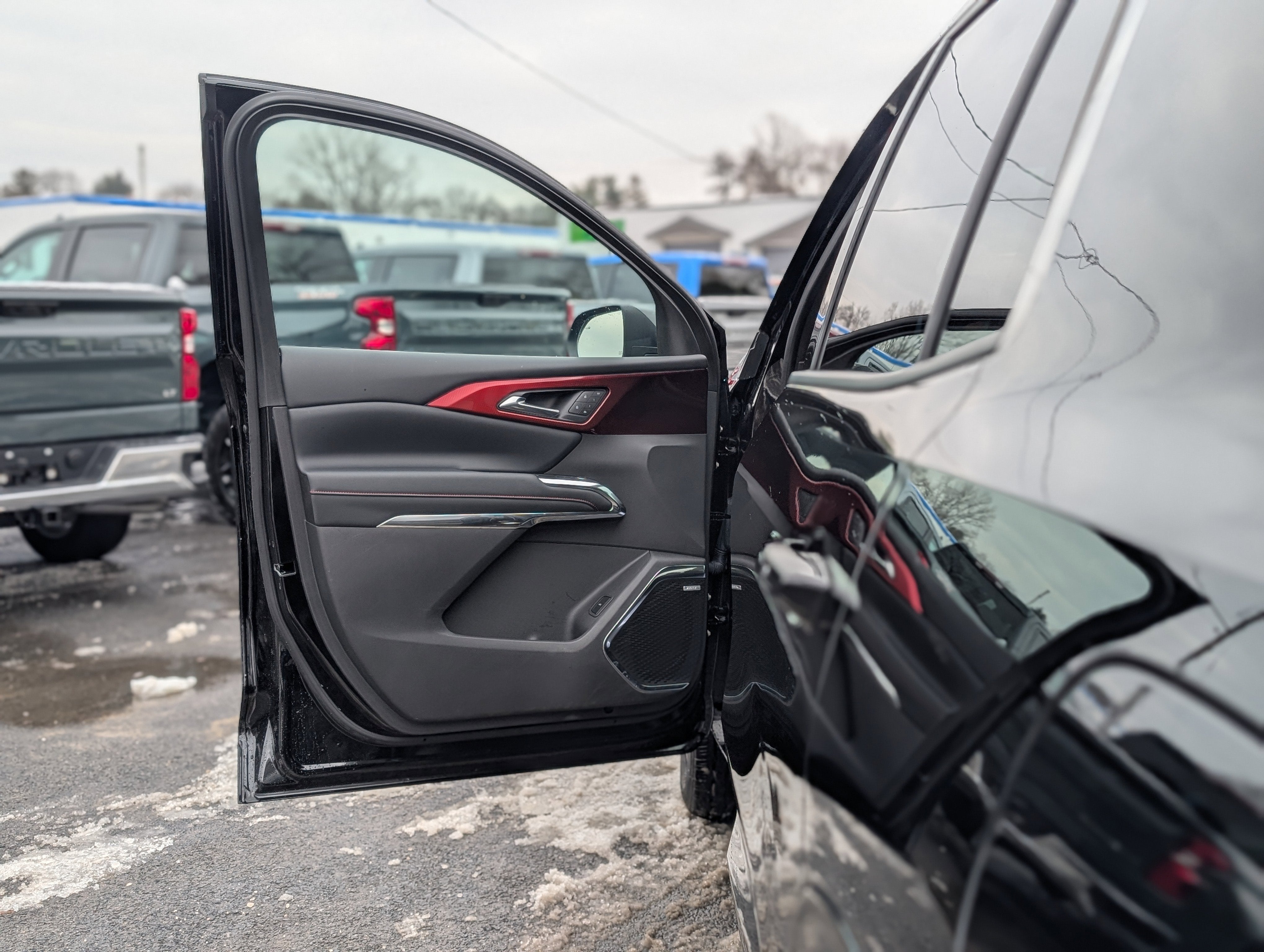 2025 Chevrolet Traverse RS