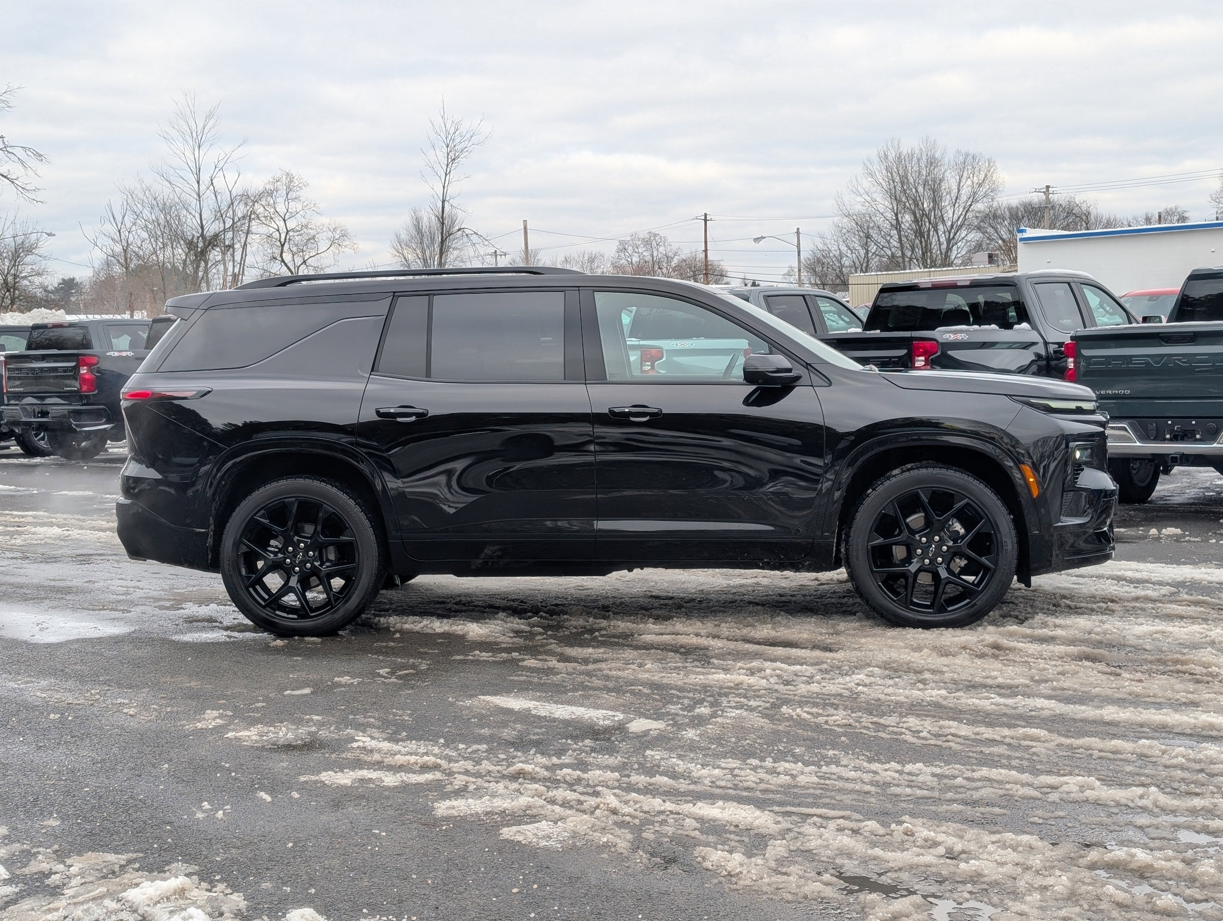 2025 Chevrolet Traverse RS