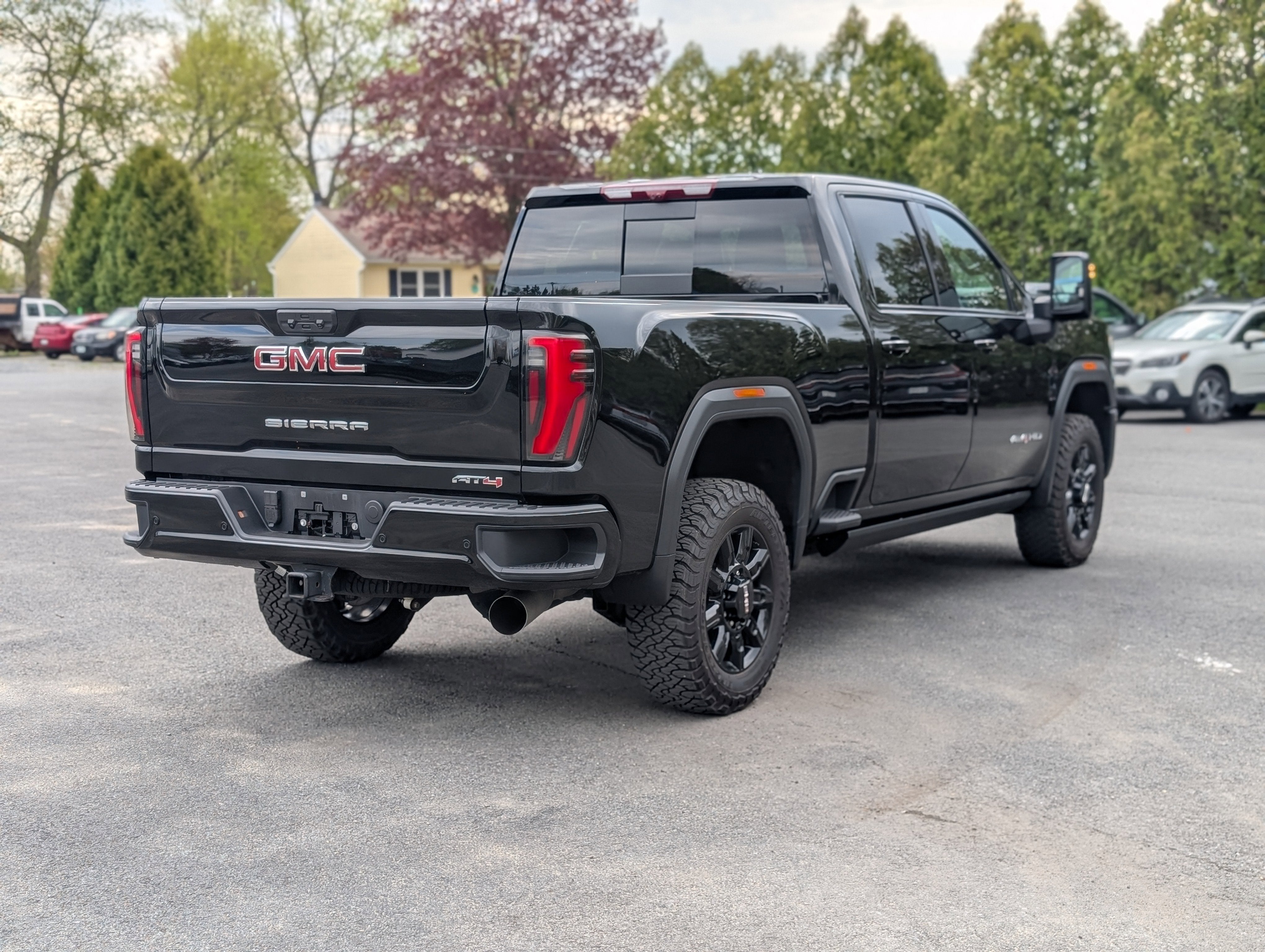 2025 GMC Sierra 2500 HD AT4