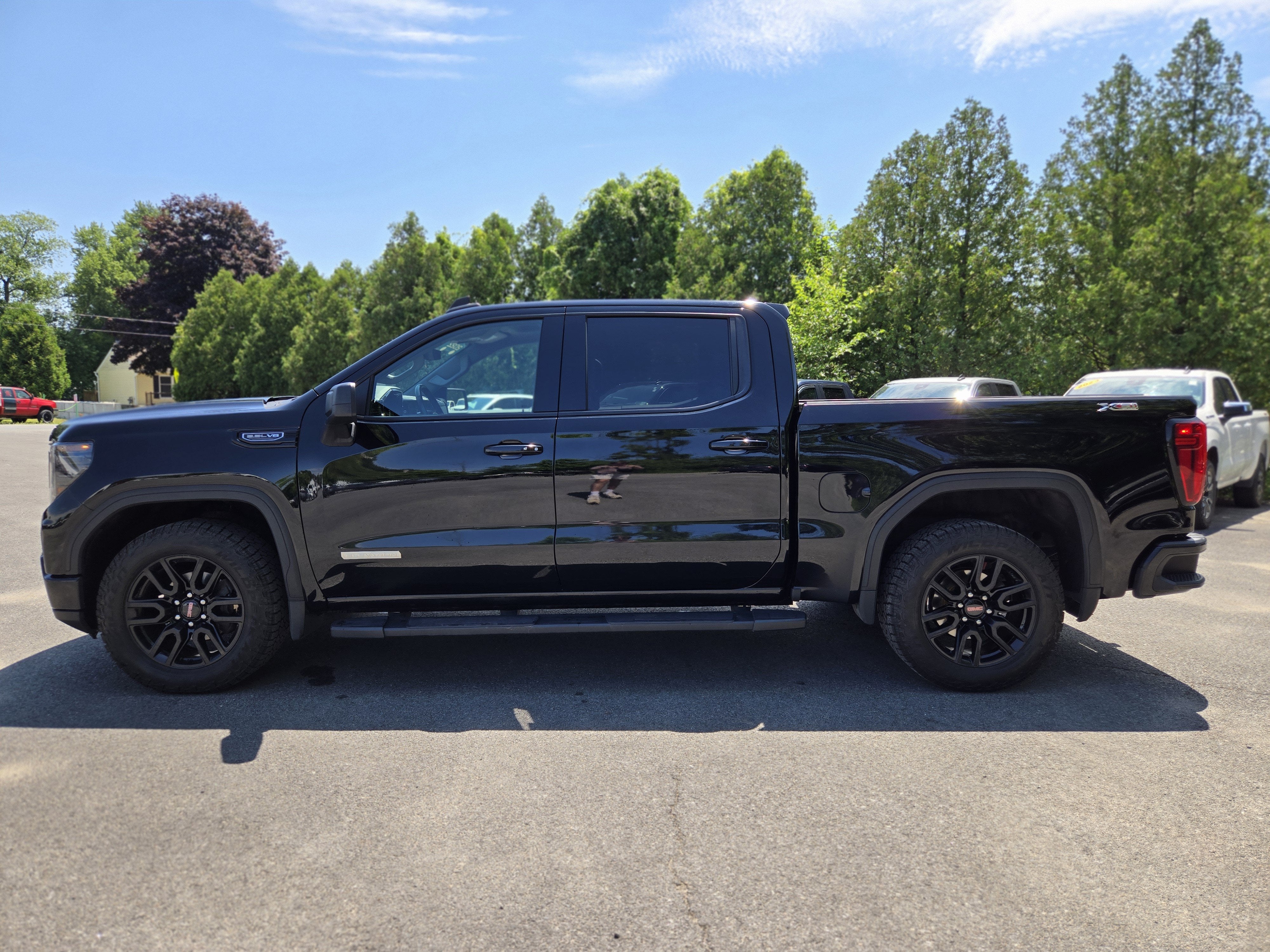 2022 GMC Sierra 1500 Elevation