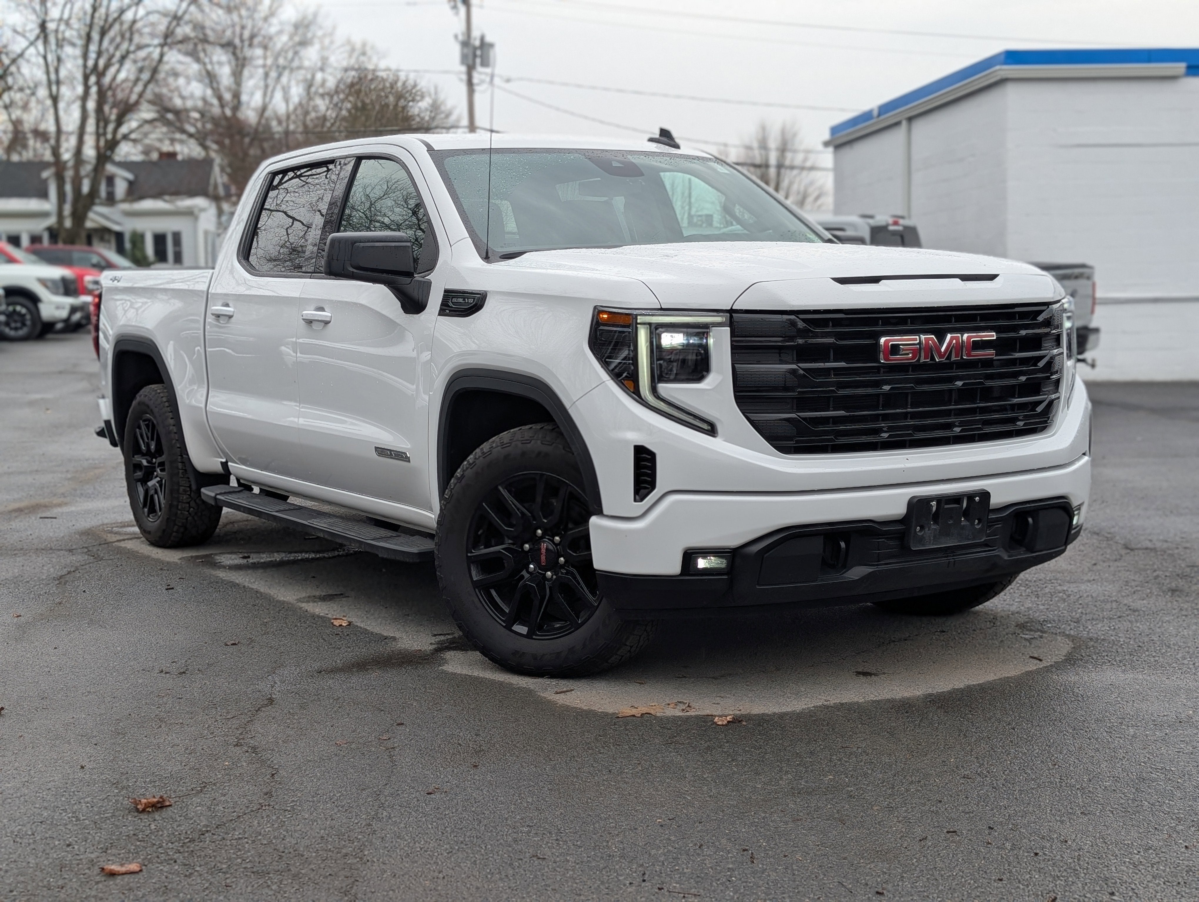 2025 GMC Sierra 1500 Elevation
