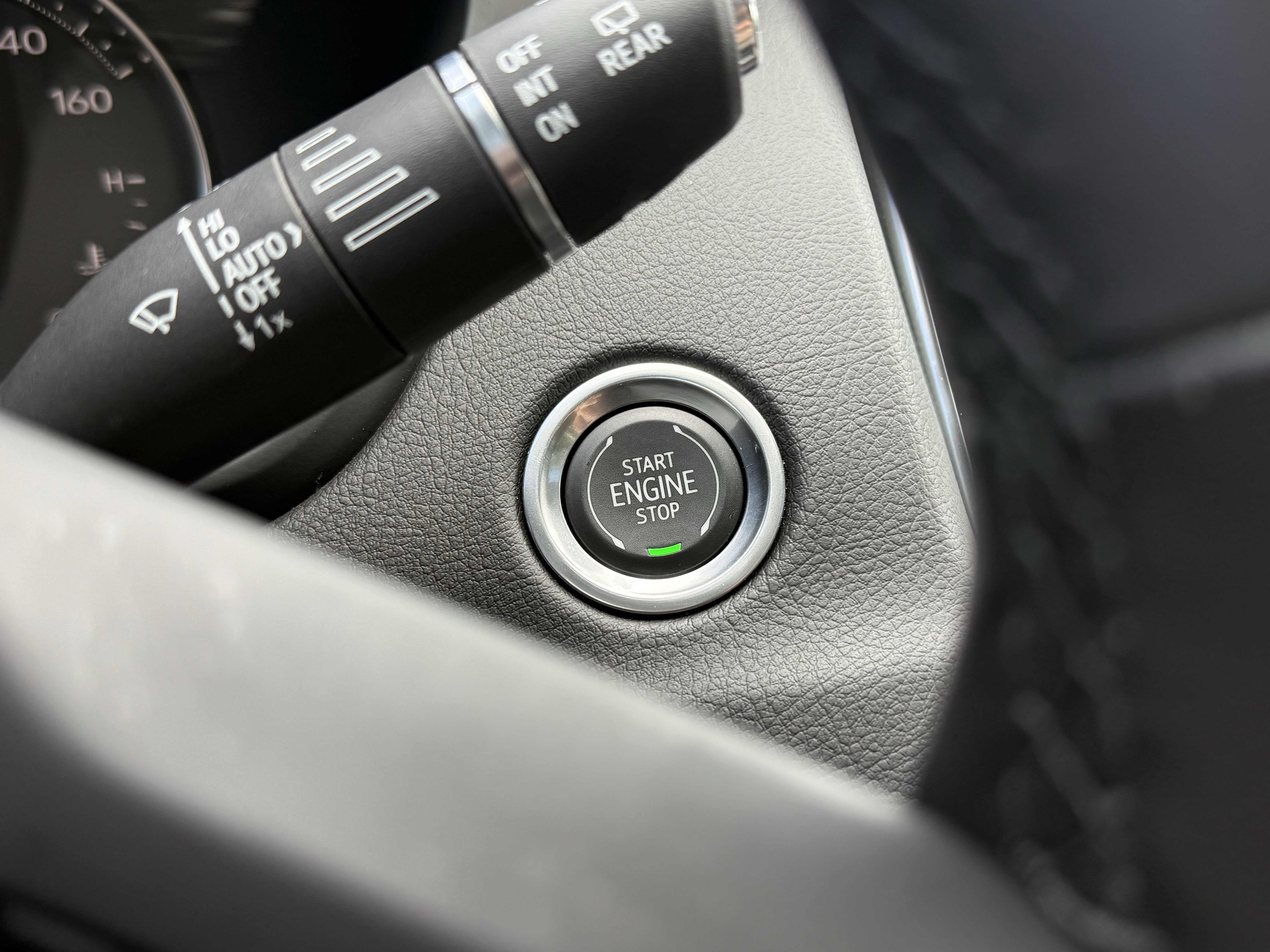2020 Cadillac XT4 AWD Premium Luxury