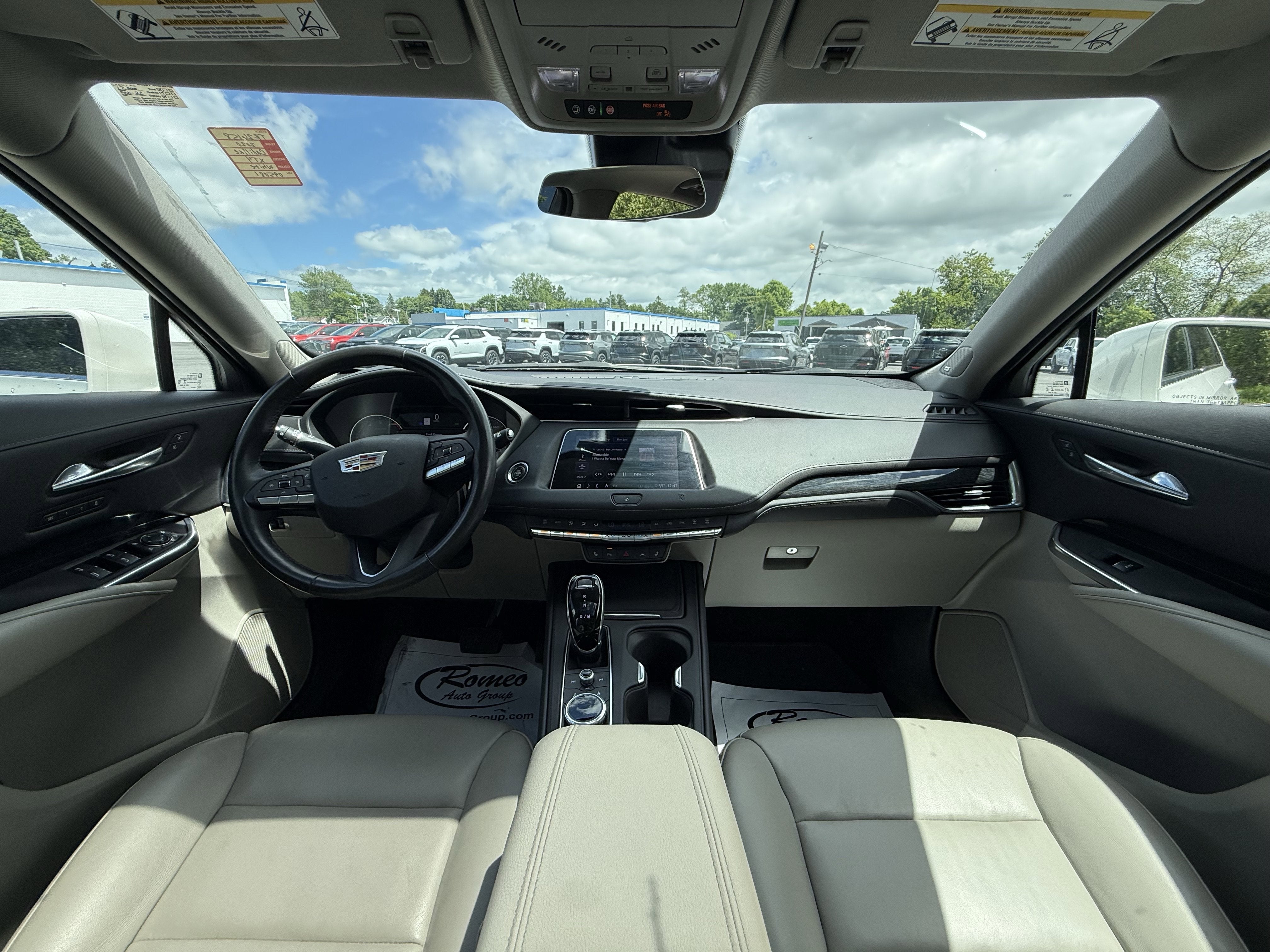 2020 Cadillac XT4 AWD Premium Luxury