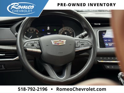 2023 Cadillac XT4 Premium Luxury