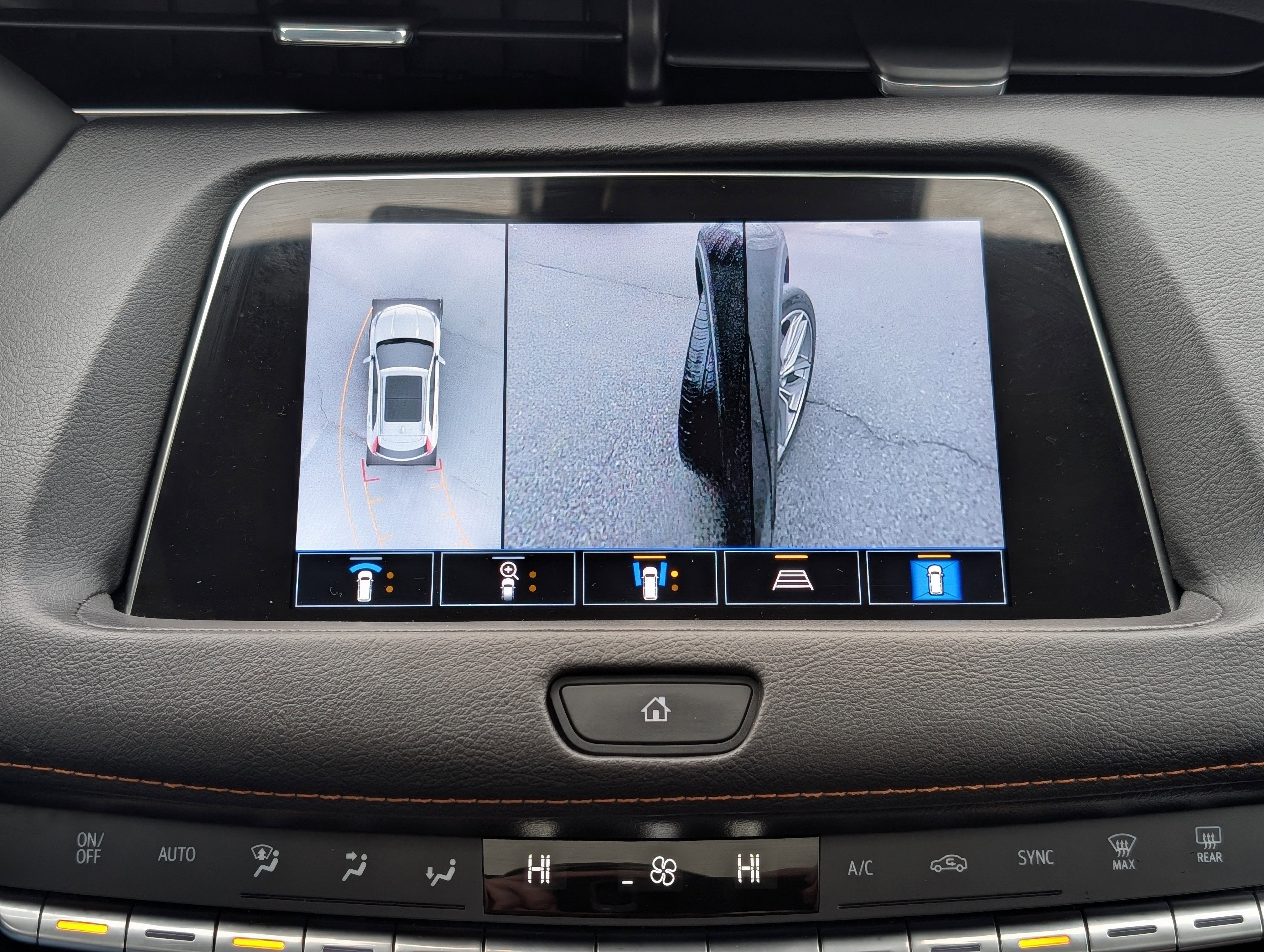 2022 Cadillac XT4 Sport