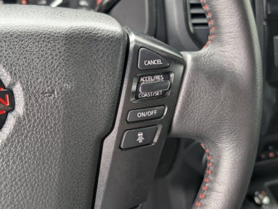 2024 Nissan TITAN Crew Cab PRO-4X 4x4