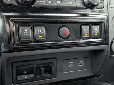 2024 Nissan TITAN Crew Cab PRO-4X 4x4