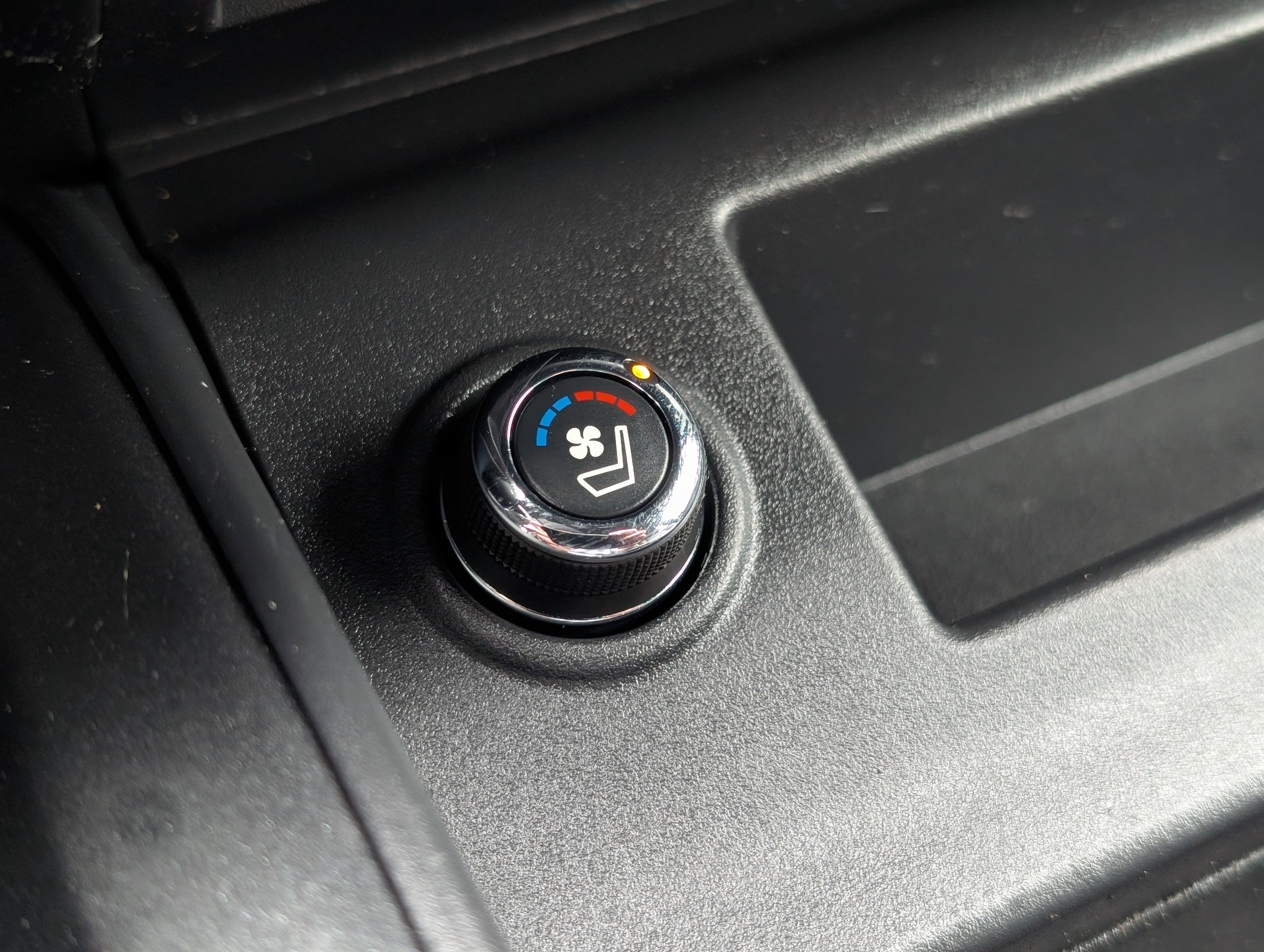 2024 Nissan TITAN Crew Cab PRO-4X 4x4