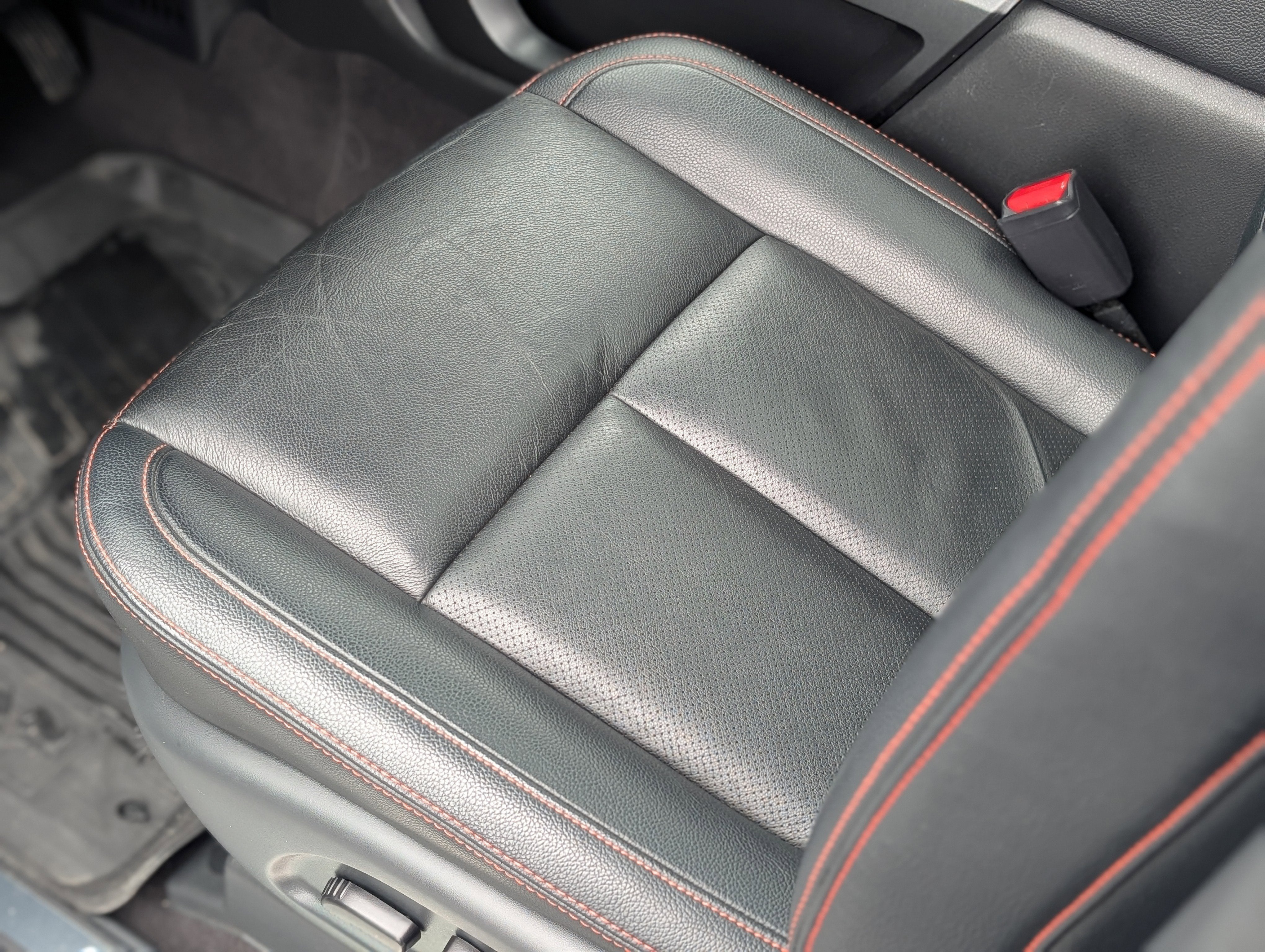 2024 Nissan TITAN Crew Cab PRO-4X 4x4