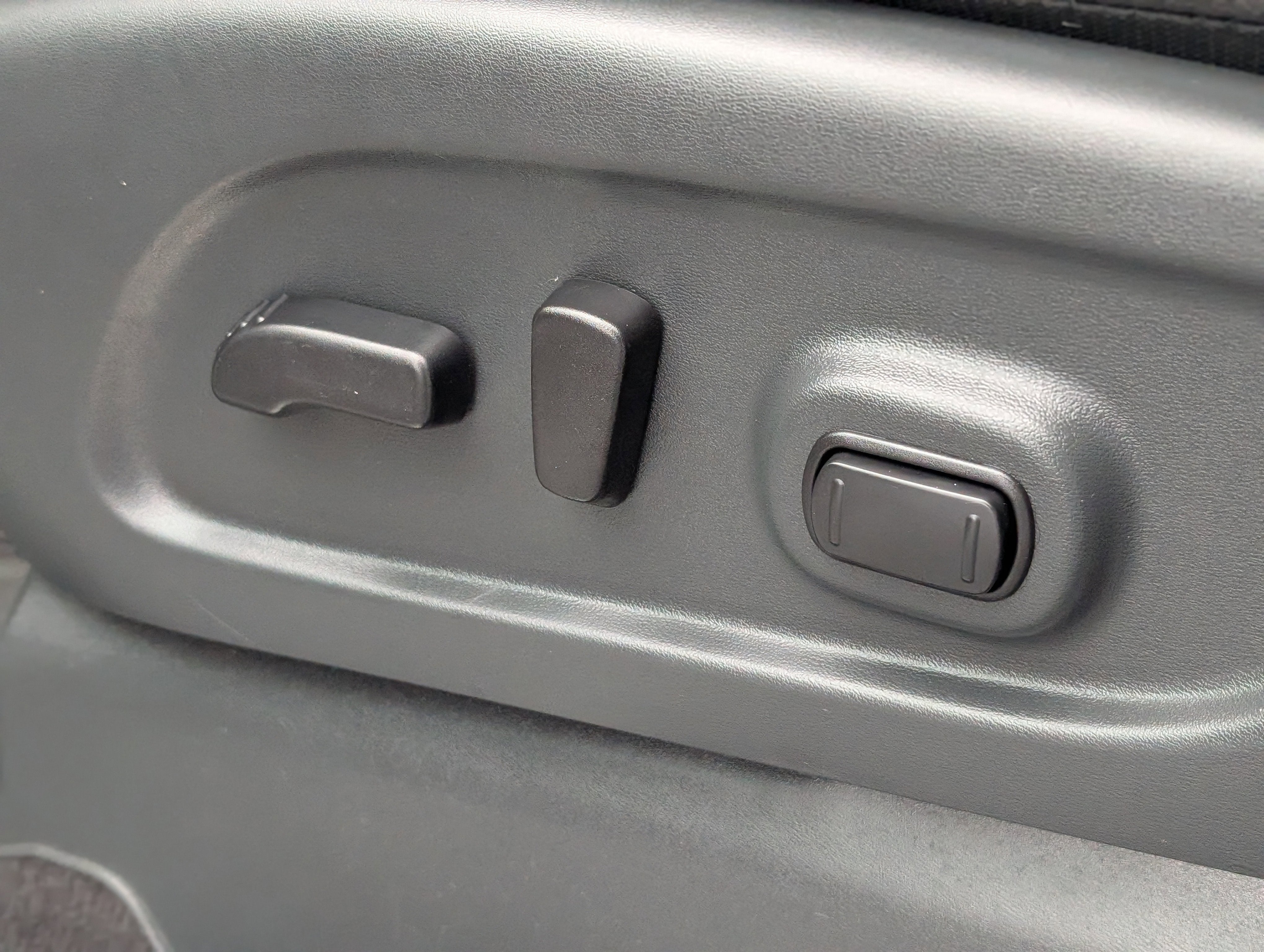 2024 Nissan TITAN Crew Cab PRO-4X 4x4