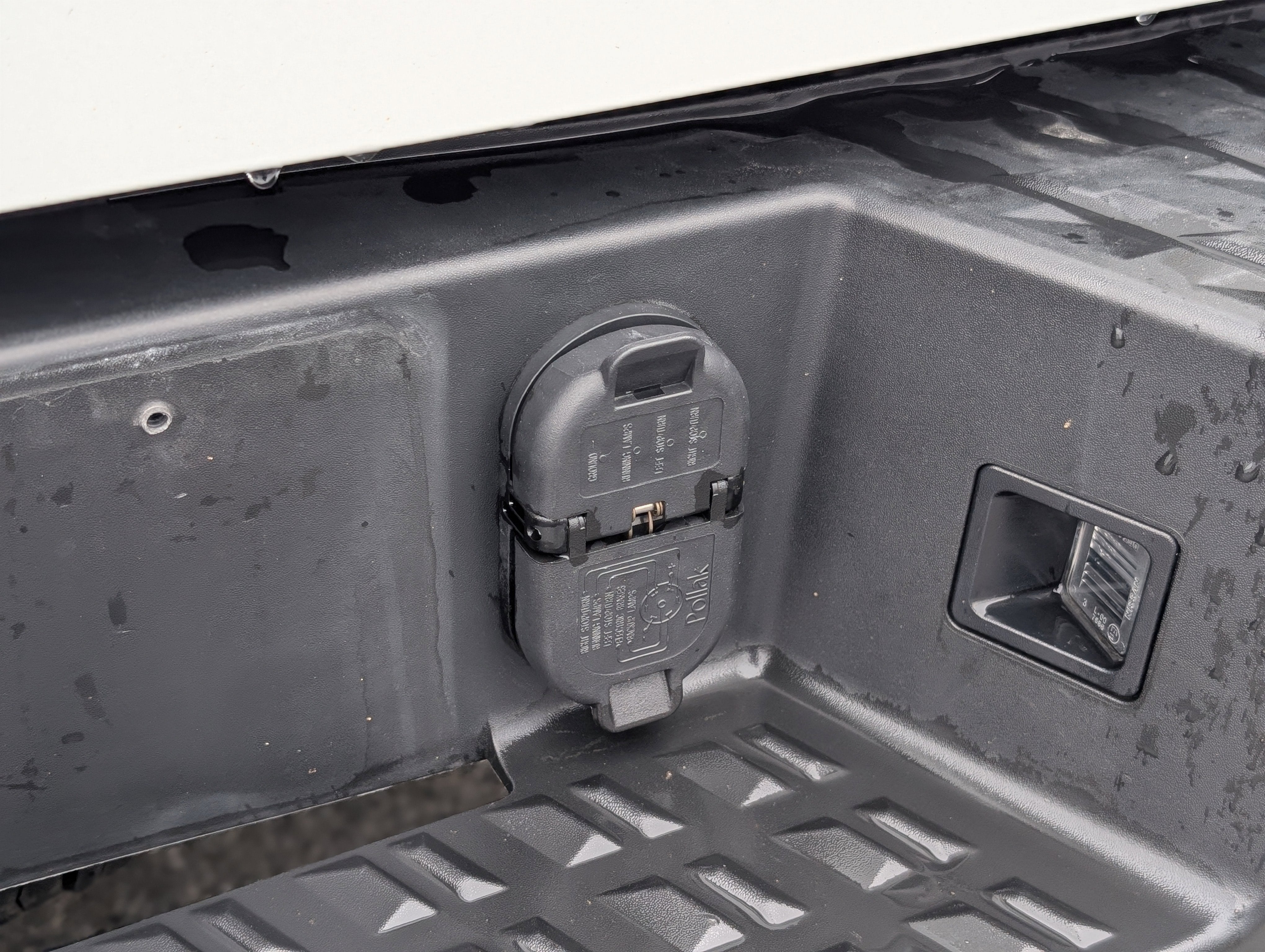 2024 Nissan TITAN Crew Cab PRO-4X 4x4