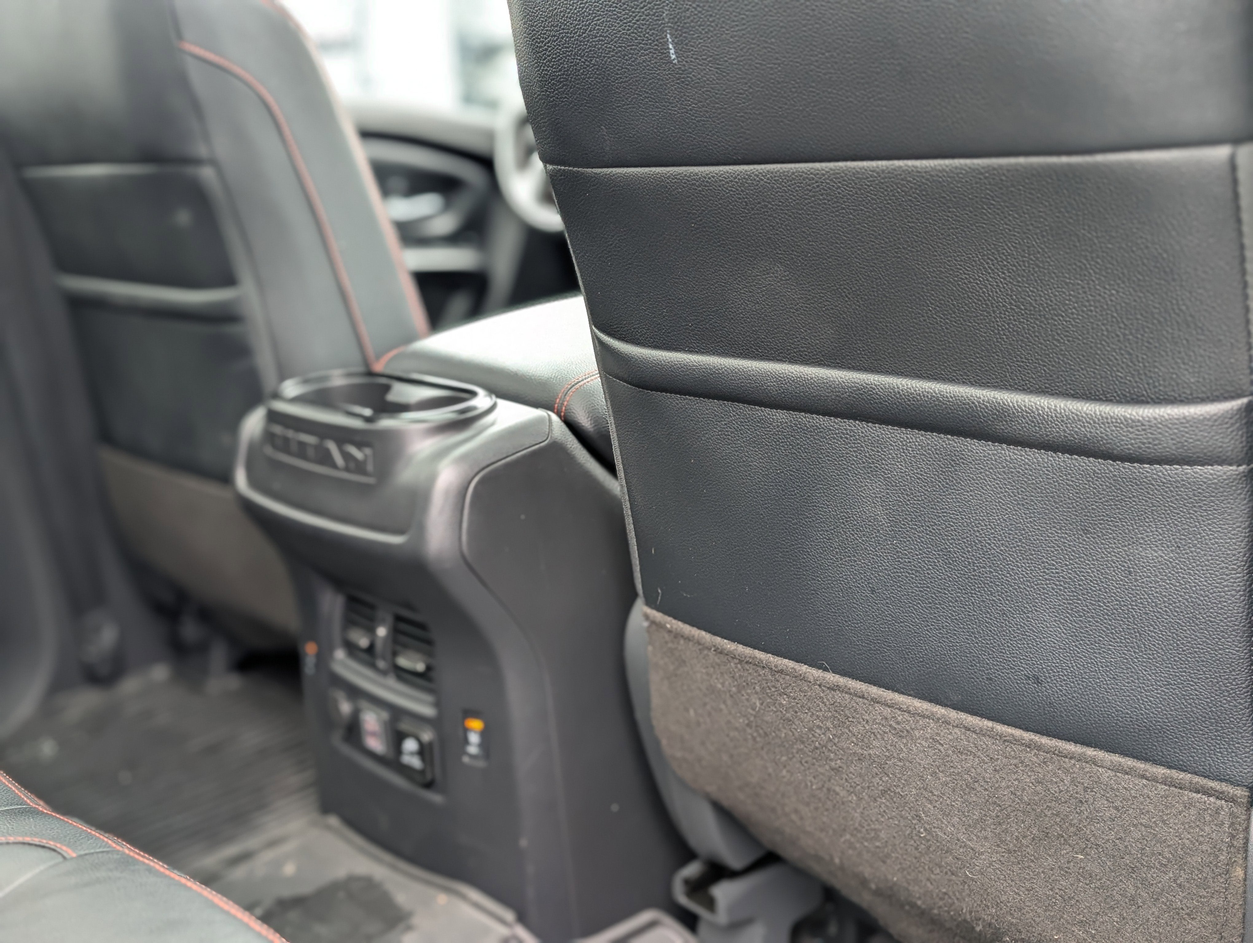 2024 Nissan TITAN Crew Cab PRO-4X 4x4