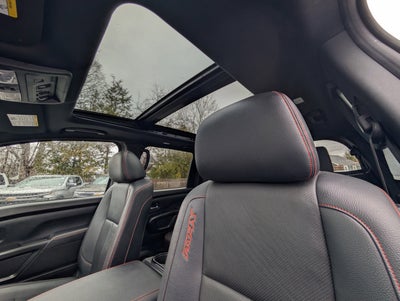 2024 Nissan TITAN Crew Cab PRO-4X 4x4