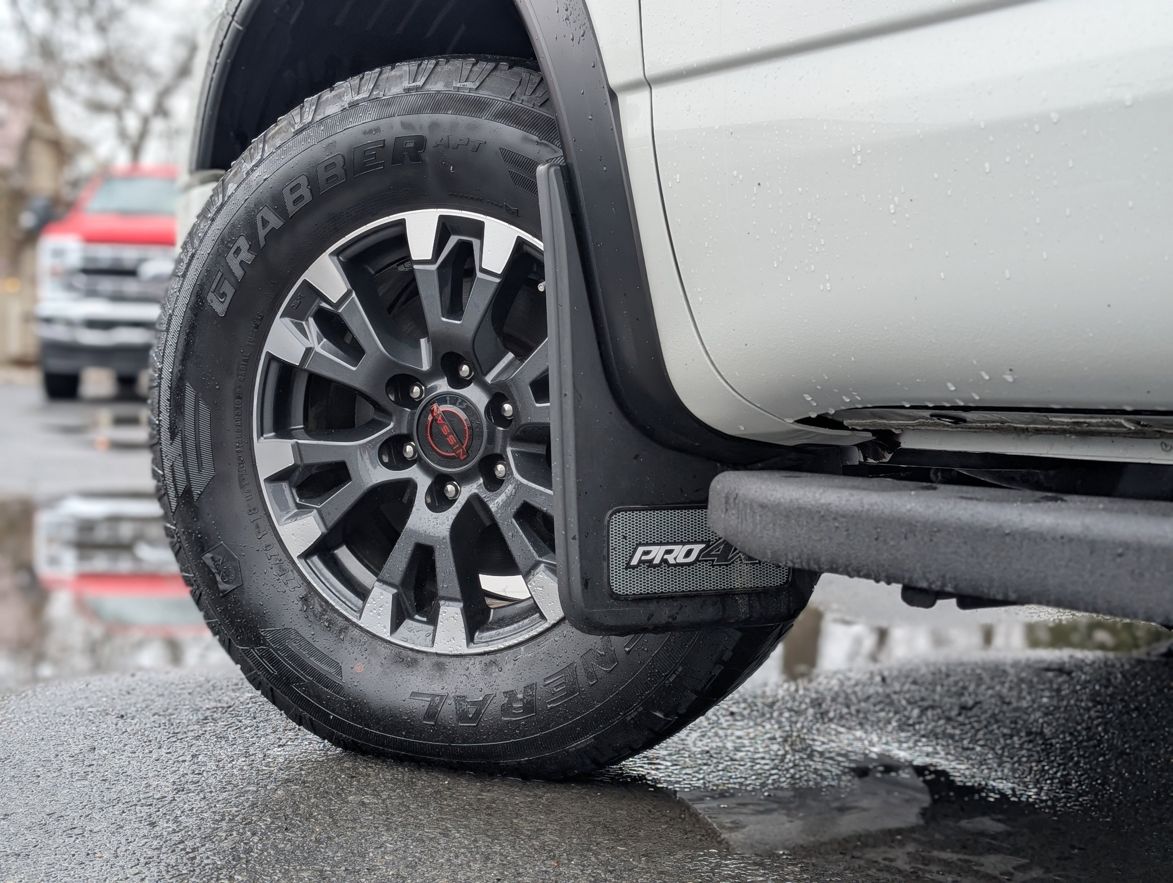 2024 Nissan TITAN Crew Cab PRO-4X 4x4