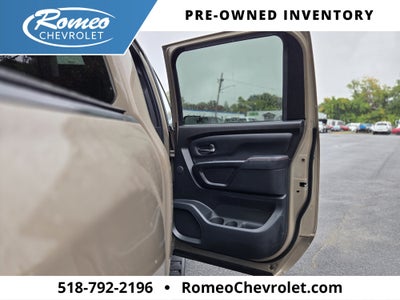 2024 Nissan TITAN Crew Cab PRO-4X 4x4