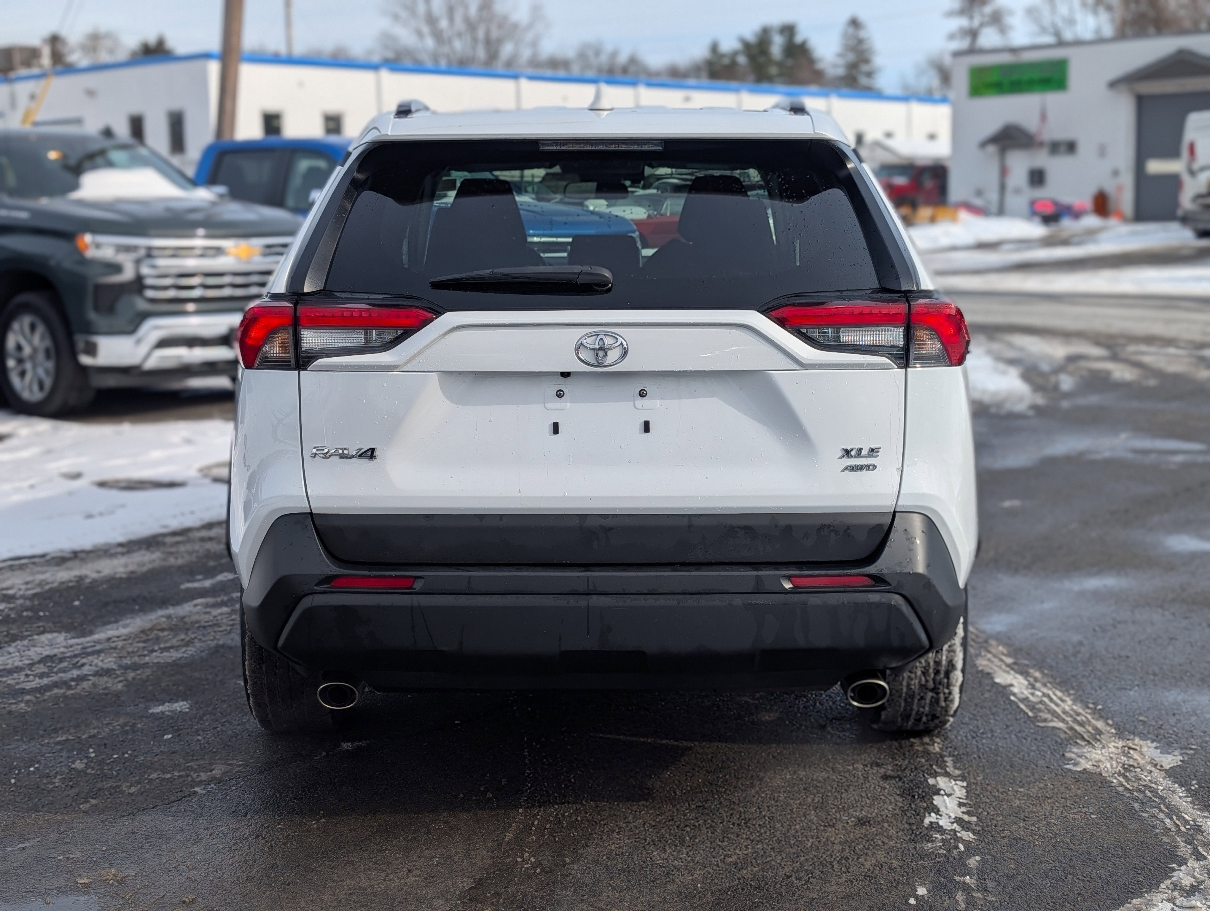 2023 Toyota RAV4 XLE