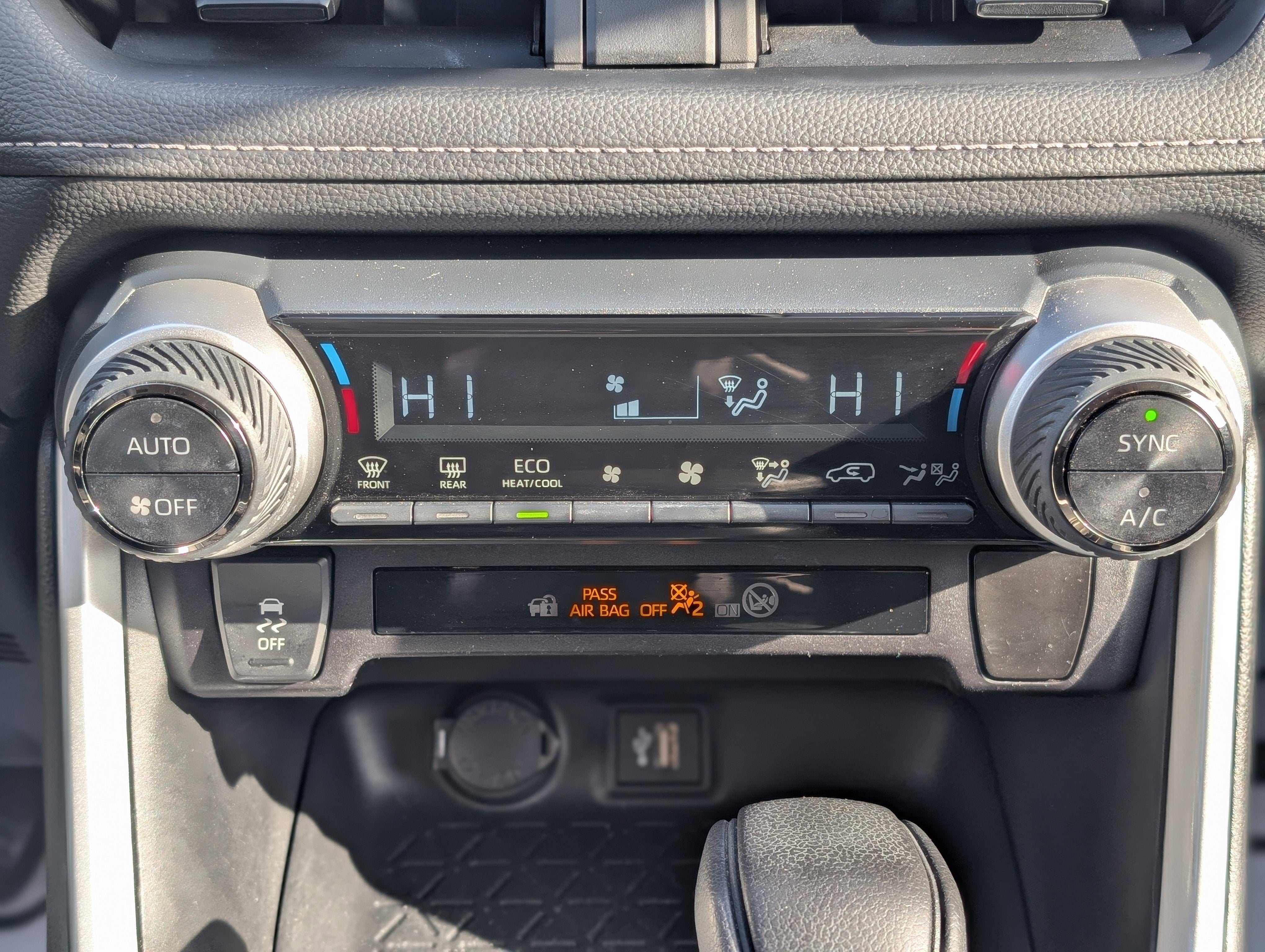 2023 Toyota RAV4 Hybrid Woodland Edition