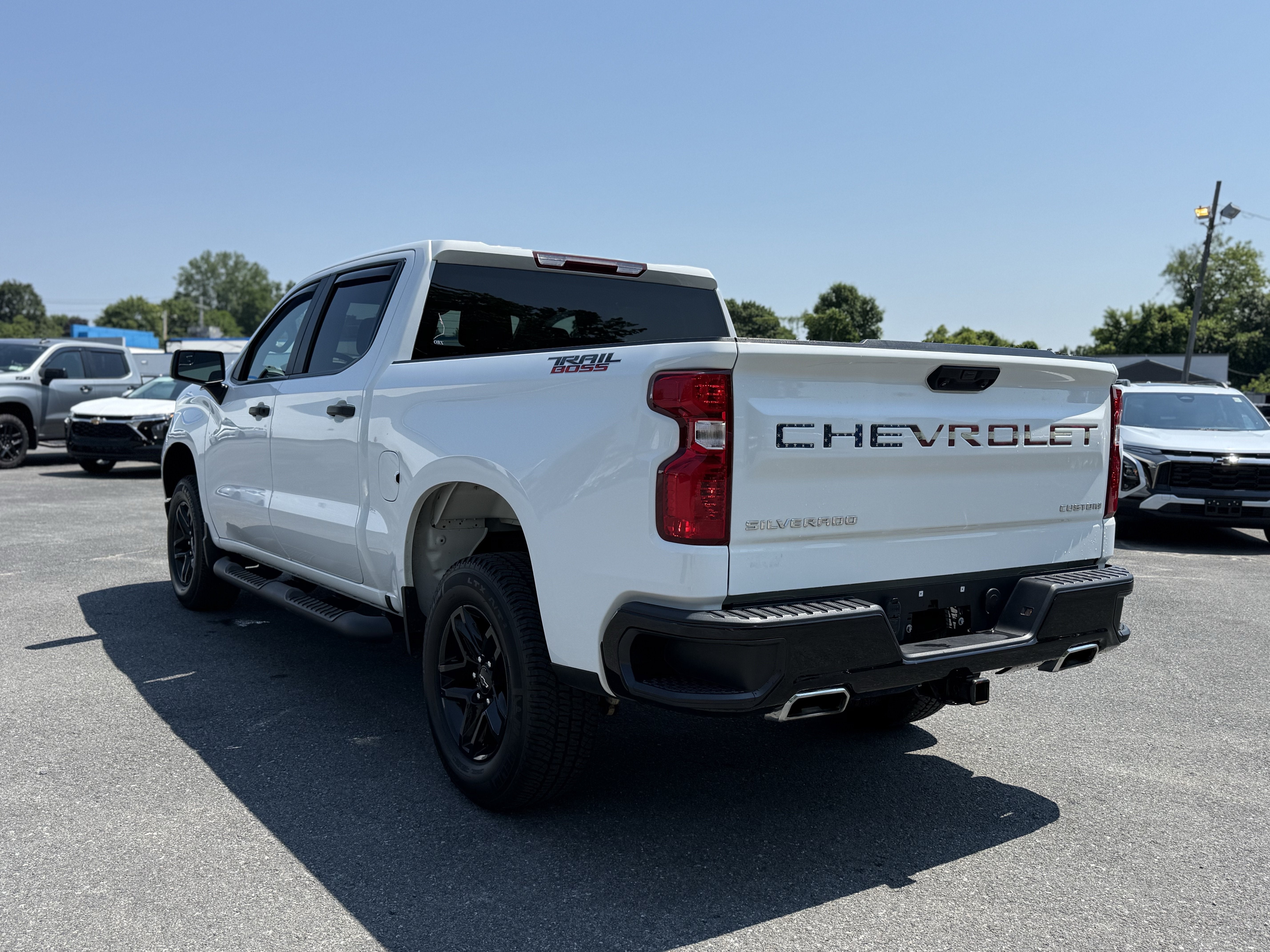 2023 Chevrolet Silverado 1500 Custom Trail Boss