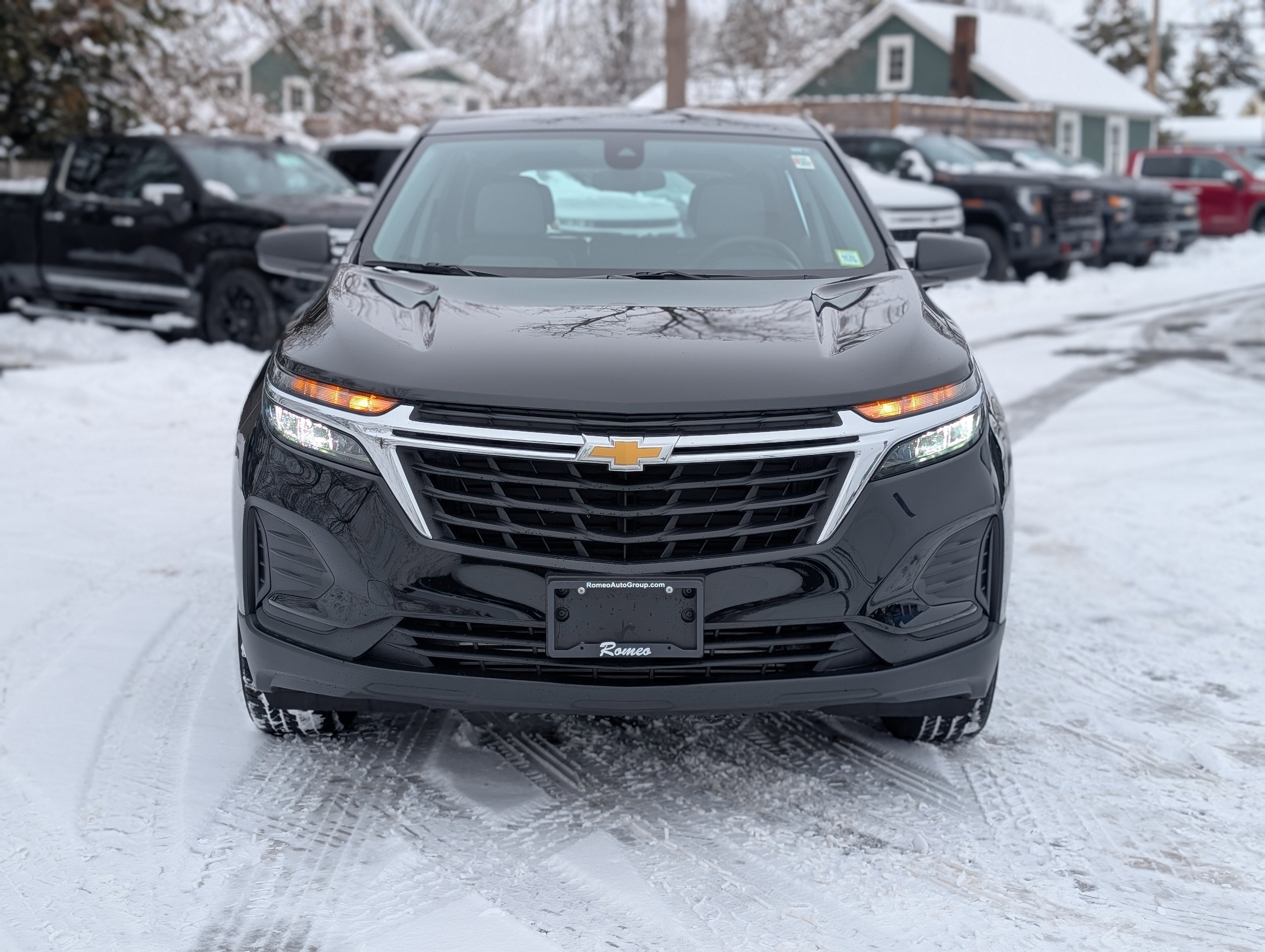 2023 Chevrolet Equinox LS