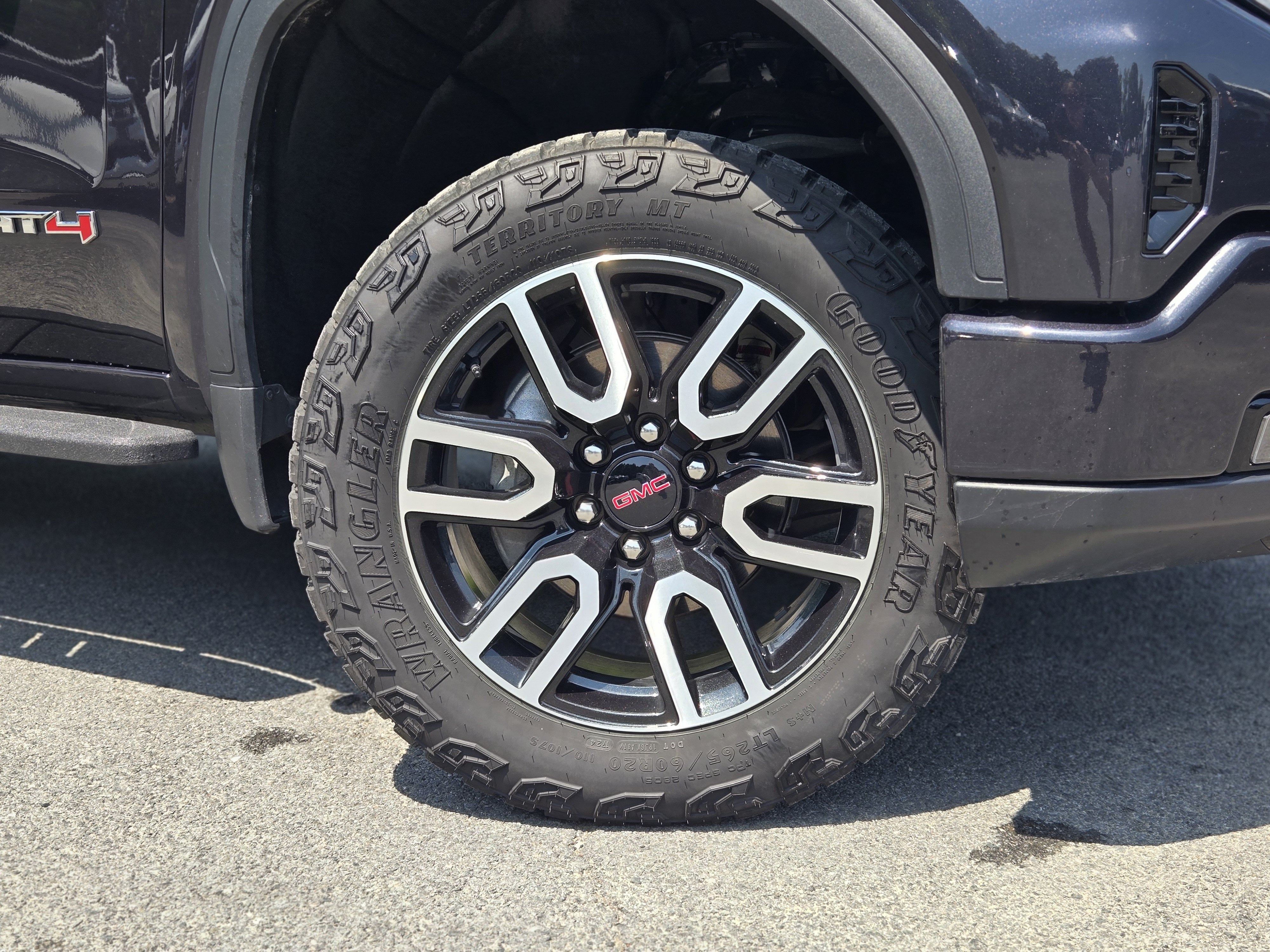 2024 GMC Sierra 1500 AT4