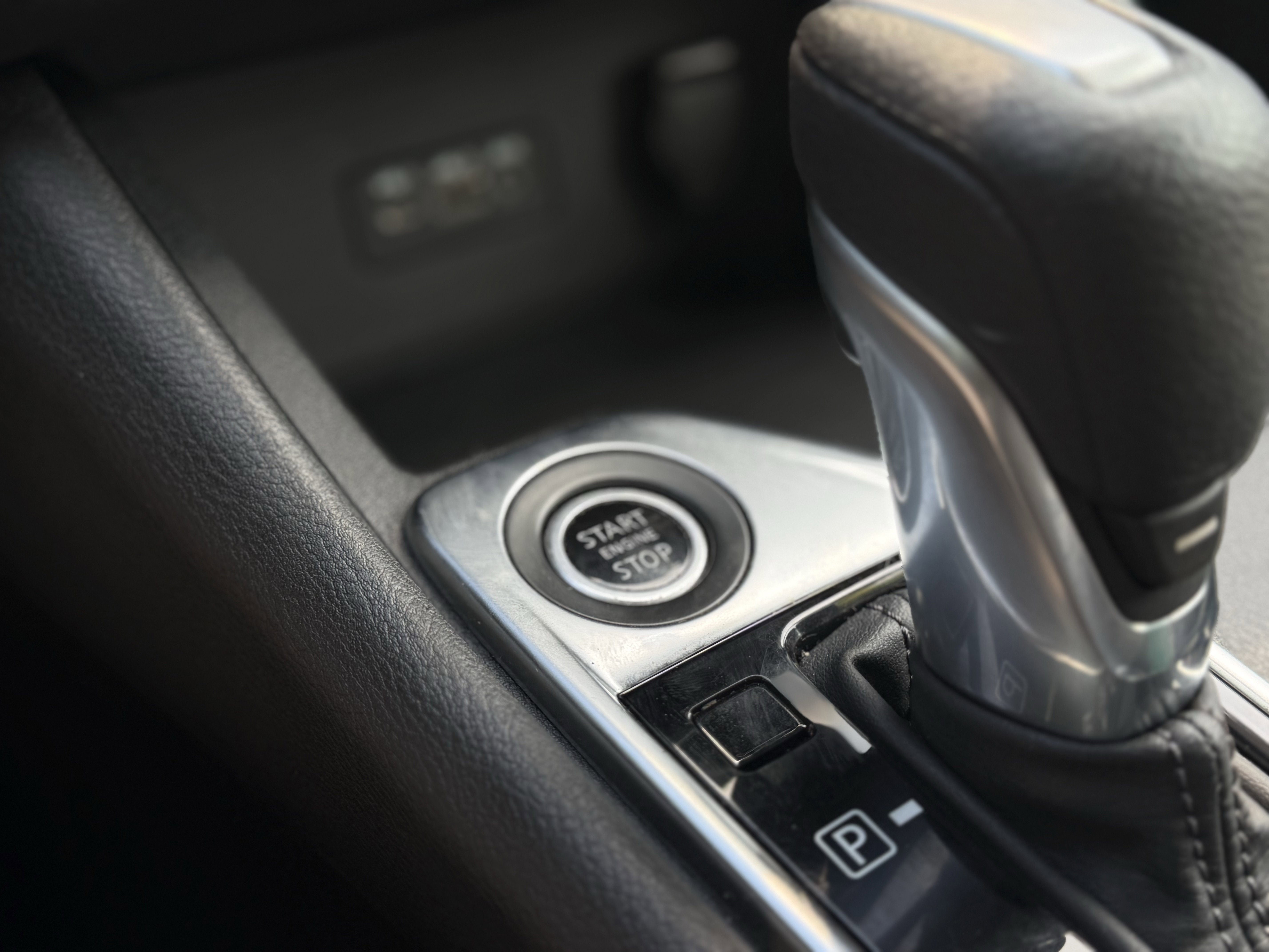 2020 Nissan Sentra SV Xtronic CVT