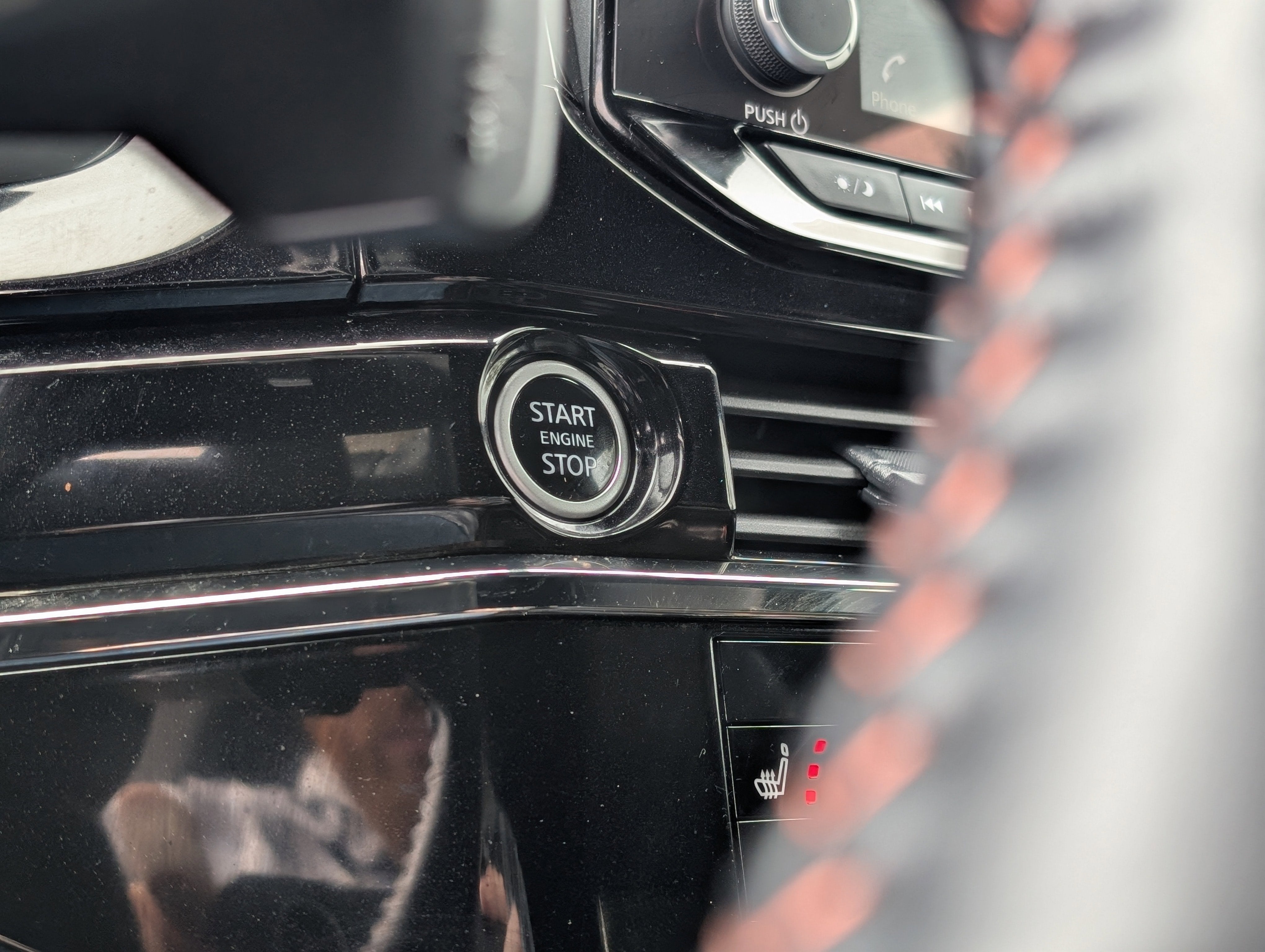 2024 Nissan Pathfinder Rock Creek 4WD