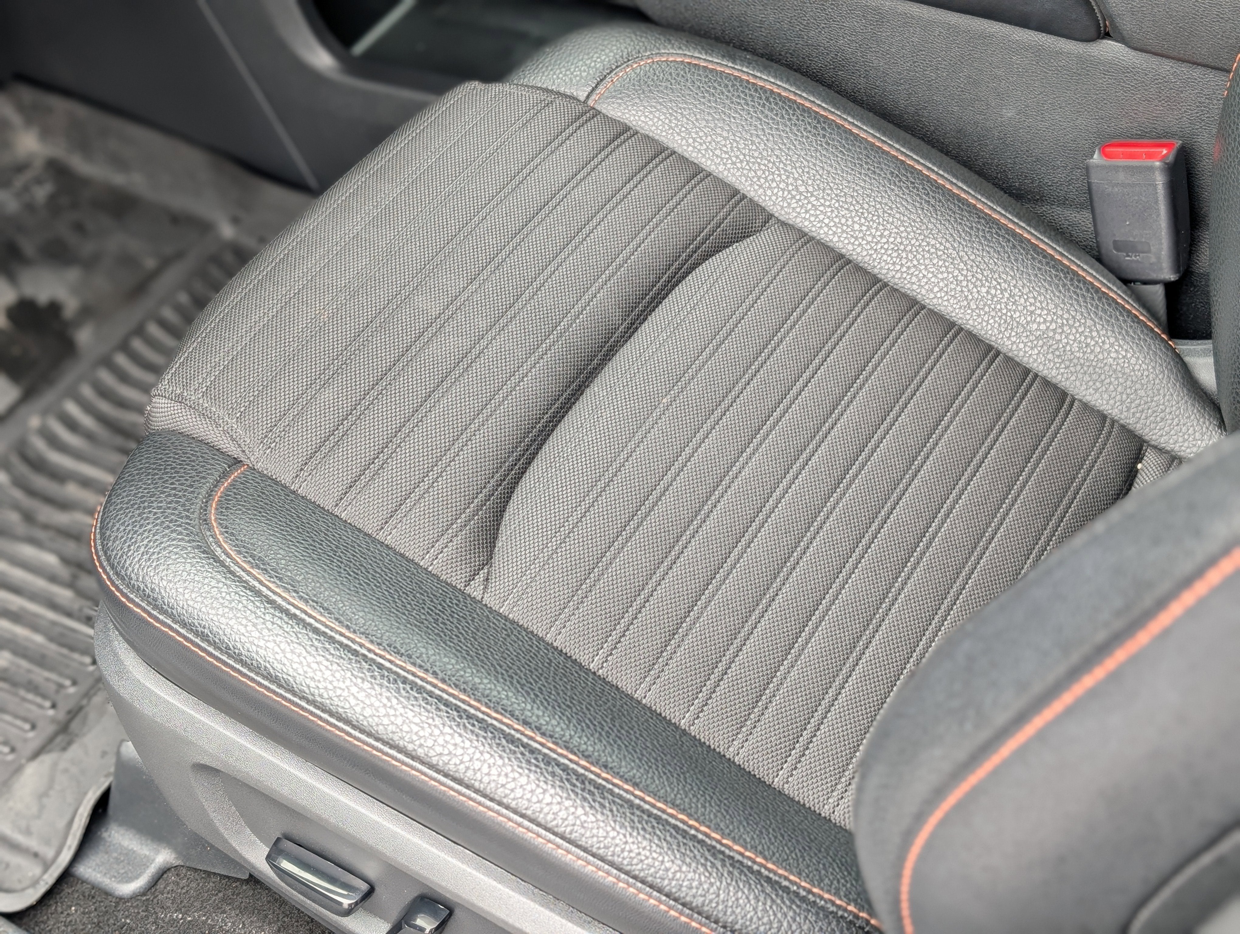 2024 Nissan Pathfinder Rock Creek 4WD